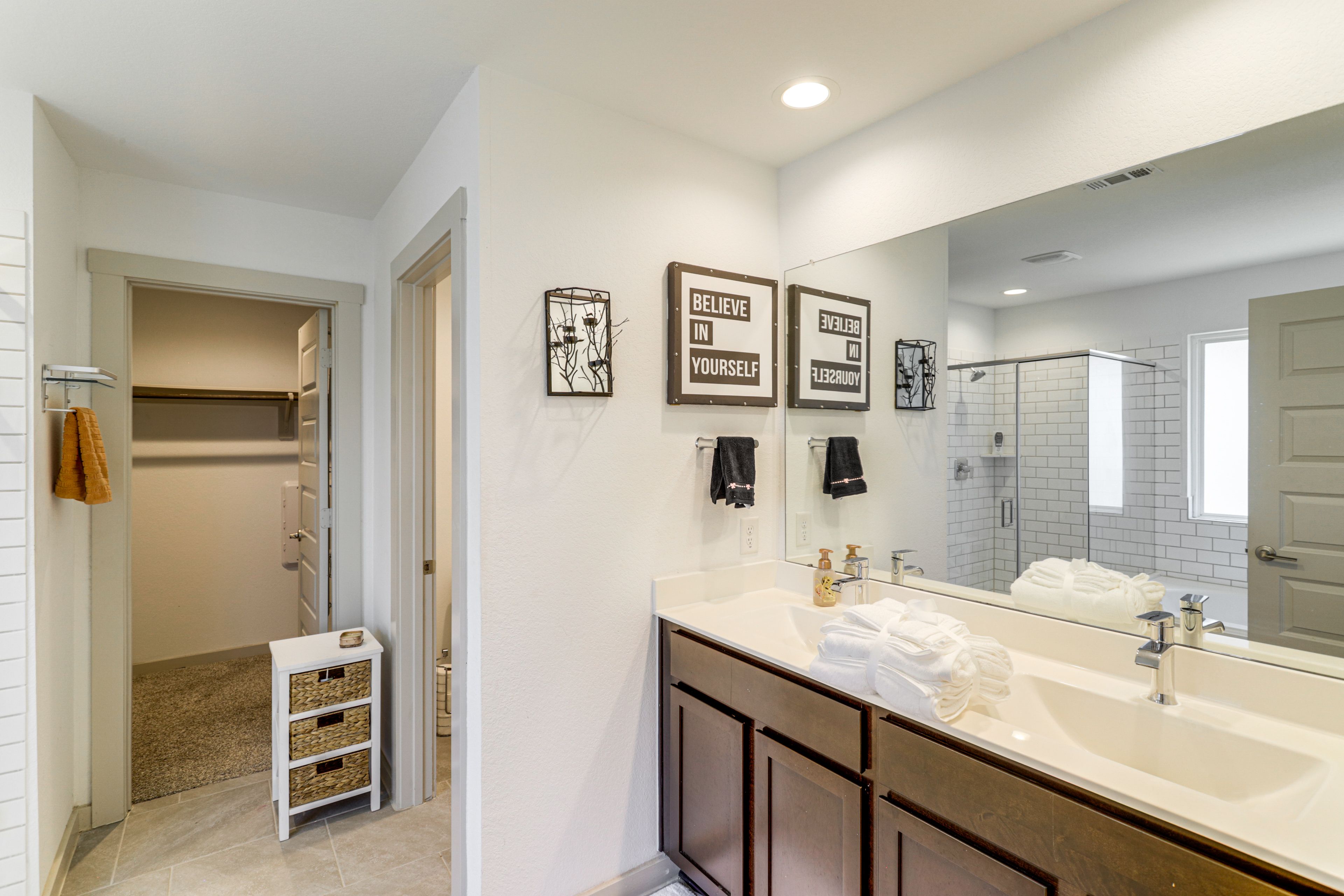 Full Bath | Towels | Hair Dryer