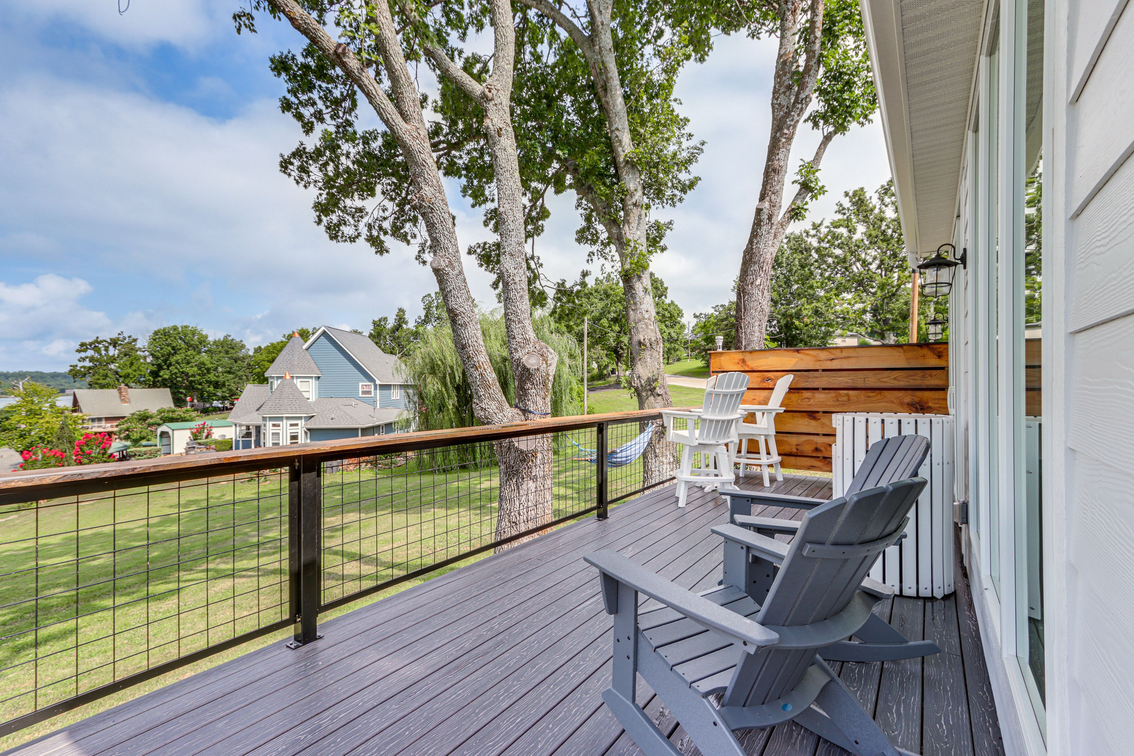 Private Deck