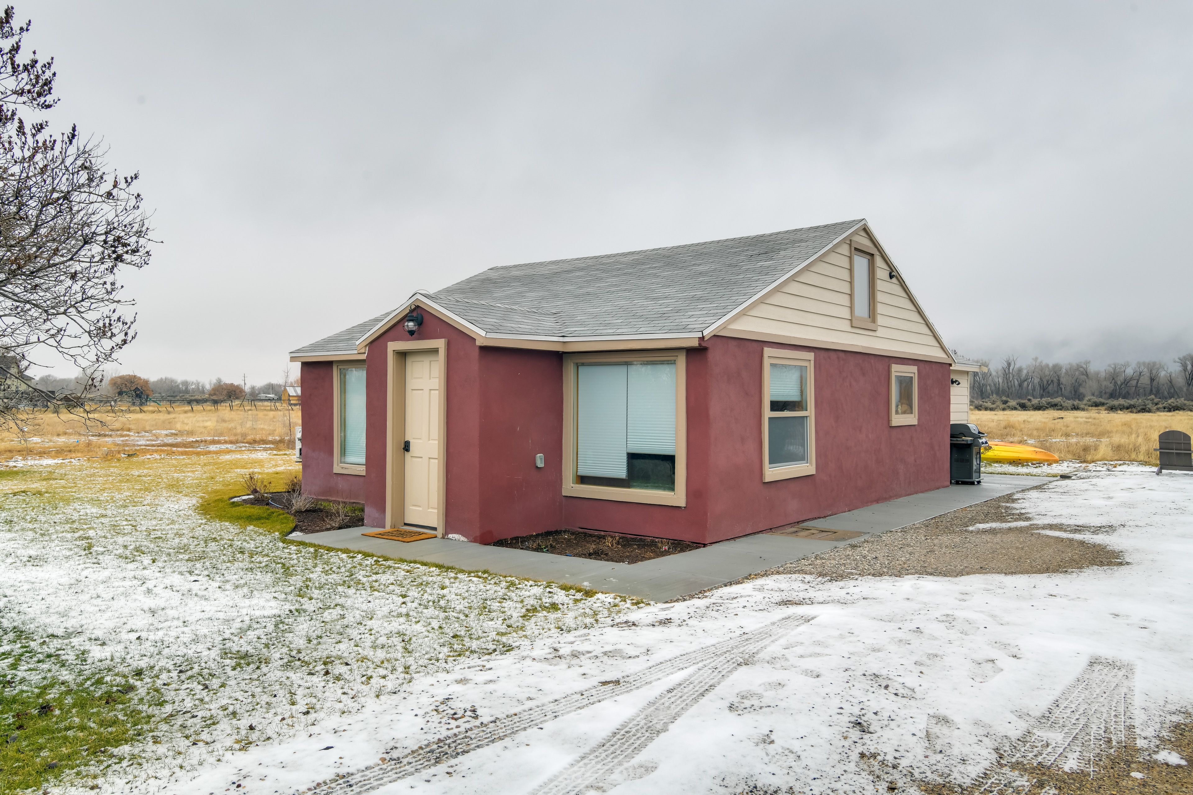 Winter Exterior | Mountain Views