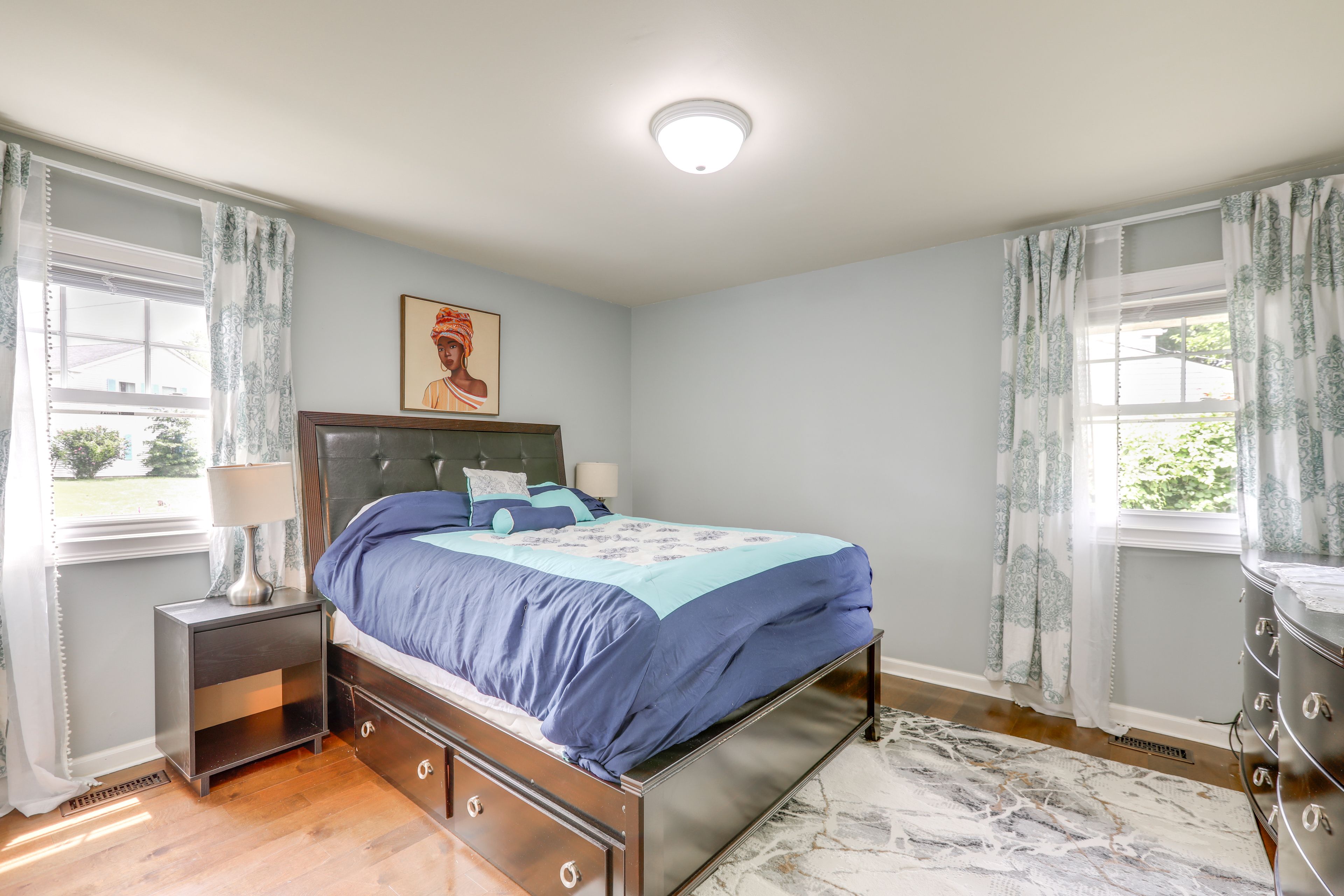 Bedroom 2 | Queen Bed