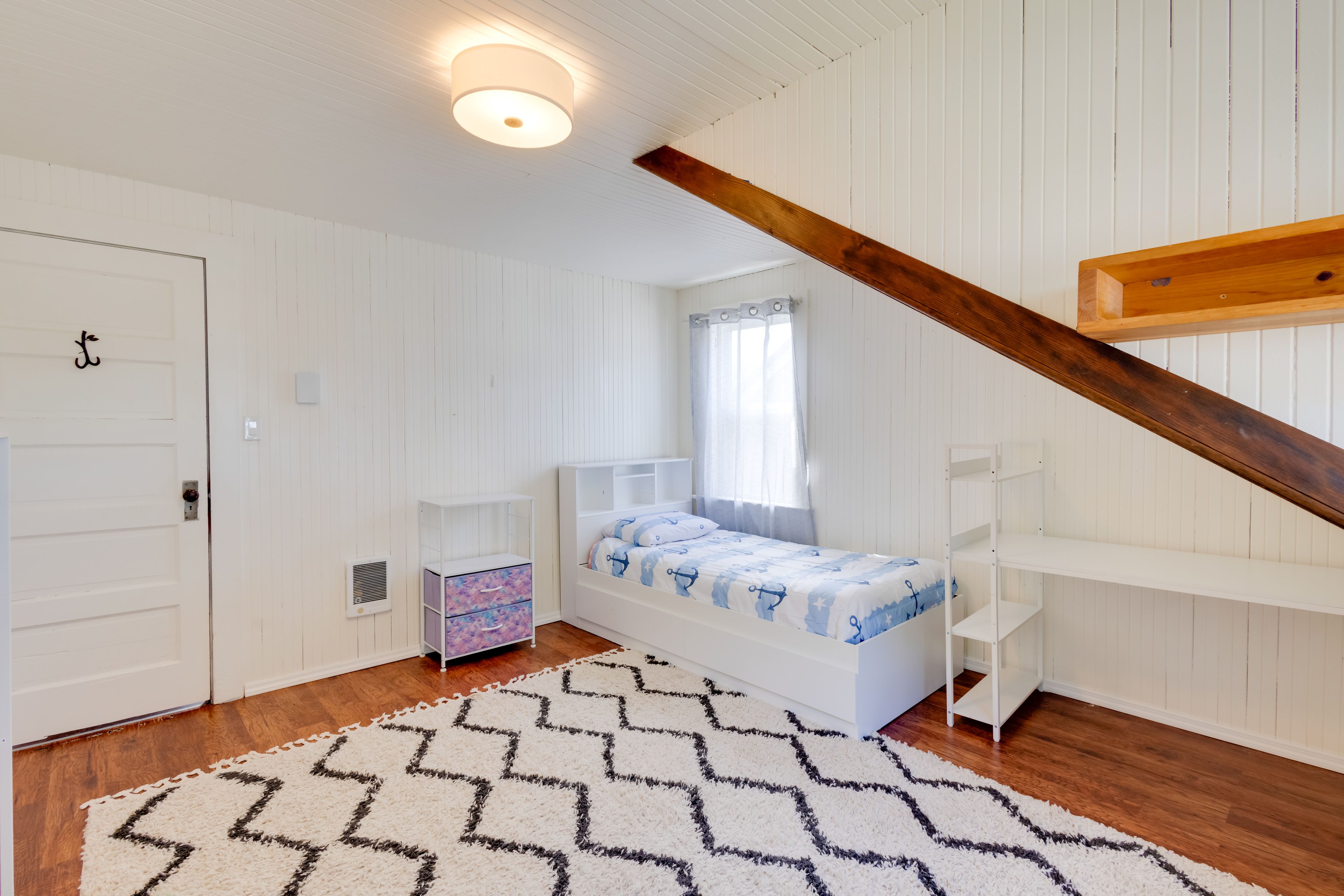 Bedroom 3 | Twin Bed | 2nd Floor