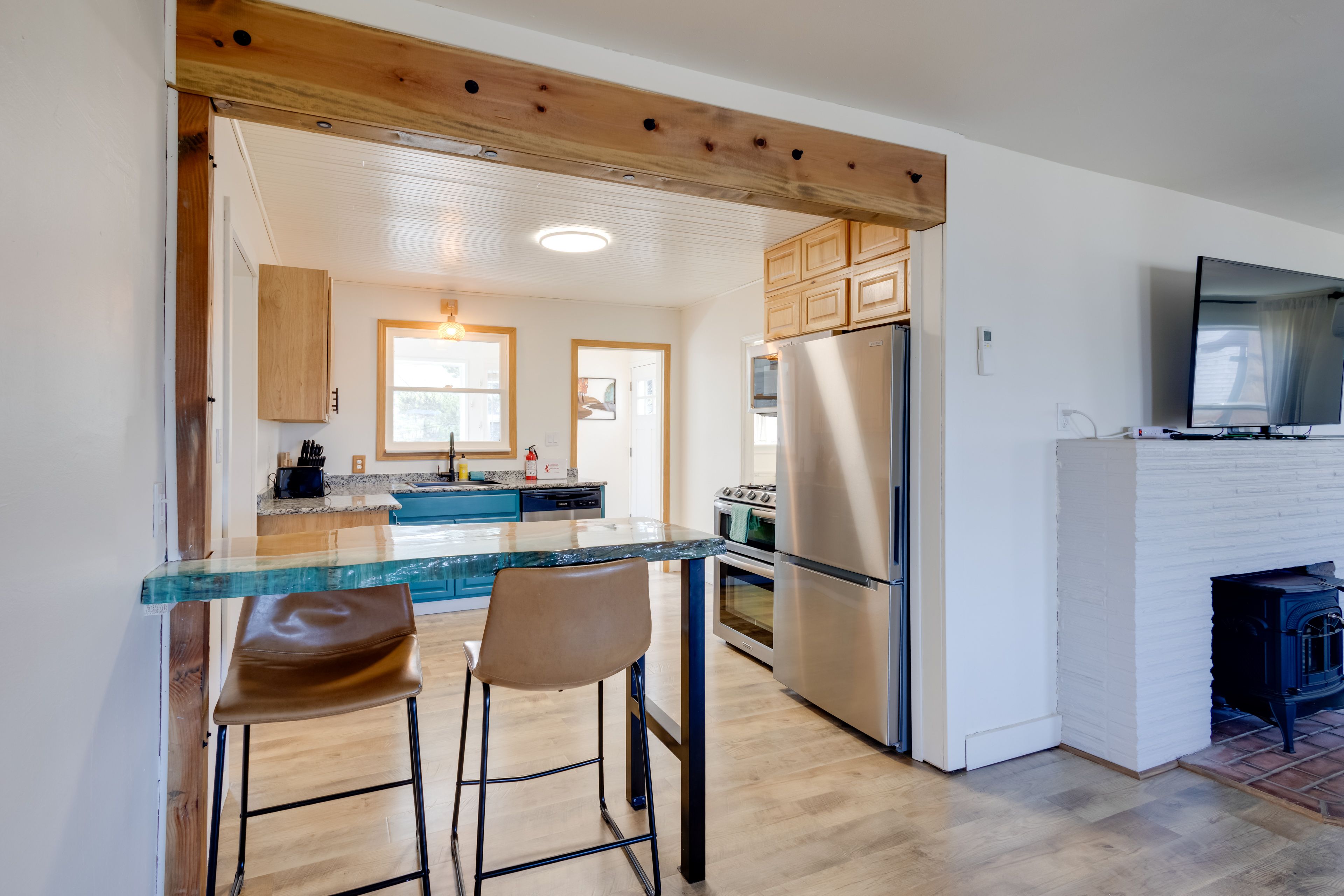 Kitchen | 1st Floor | Drip Coffee Pot | Dishwasher