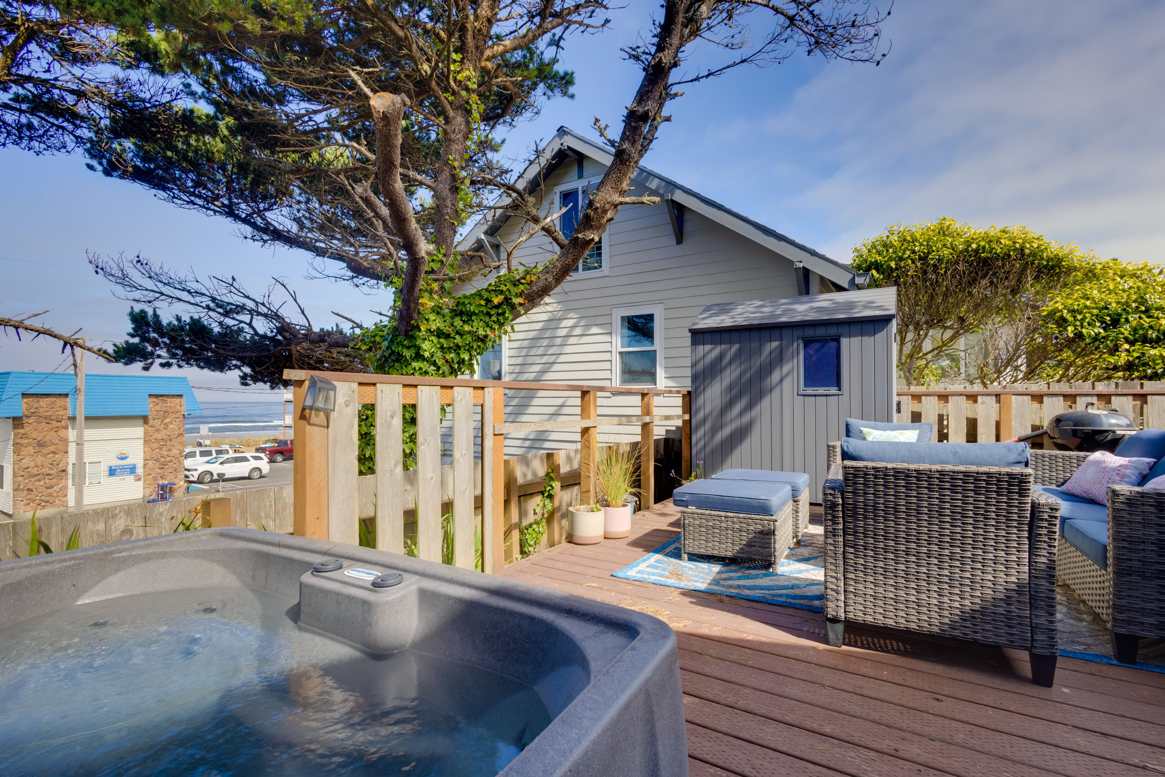 Deck | Charcoal Grill | 1 Block to Beach Access