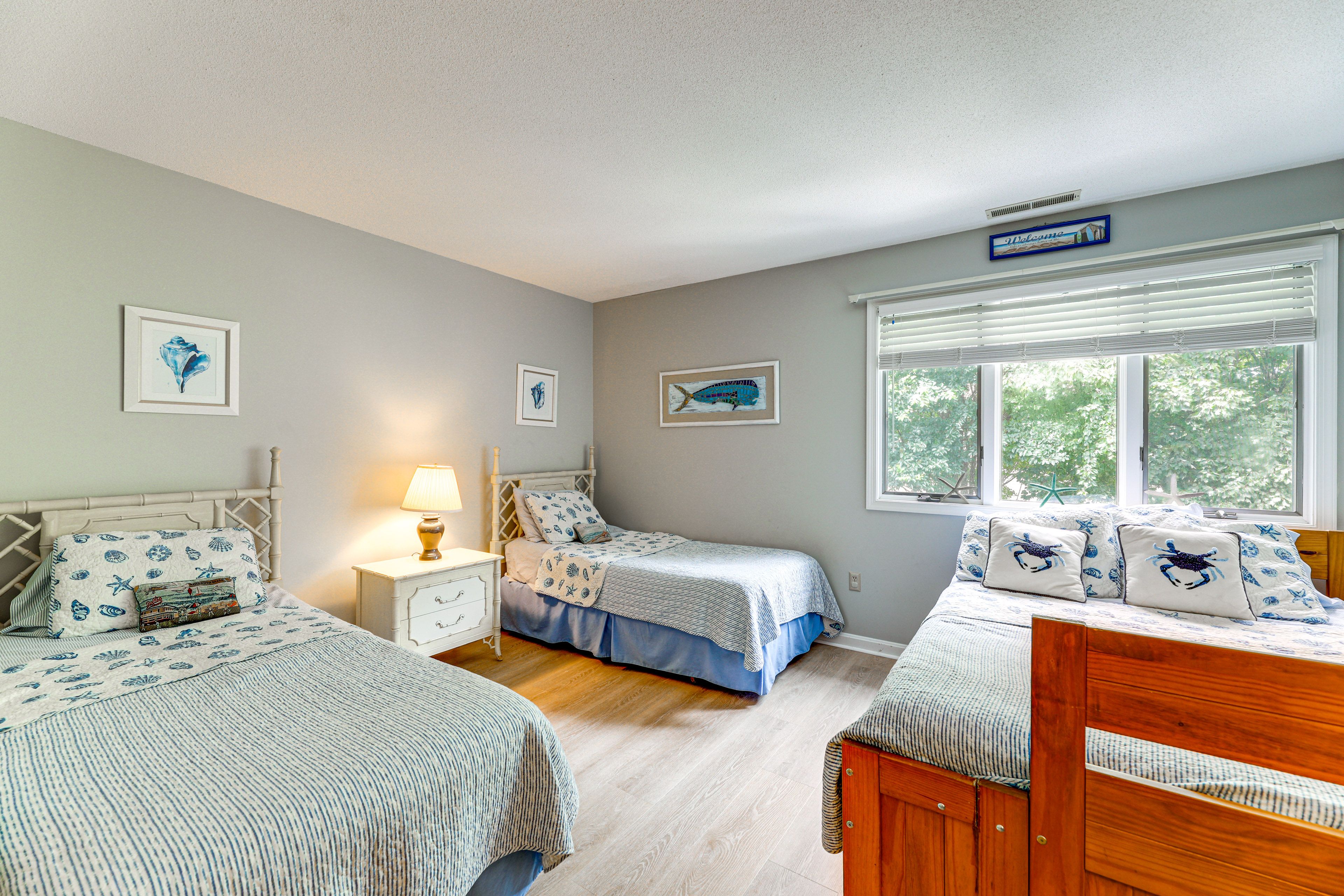 Bedroom 2 | 2nd Floor | Full Bed w/ Twin Trundle | 2 Twin Beds