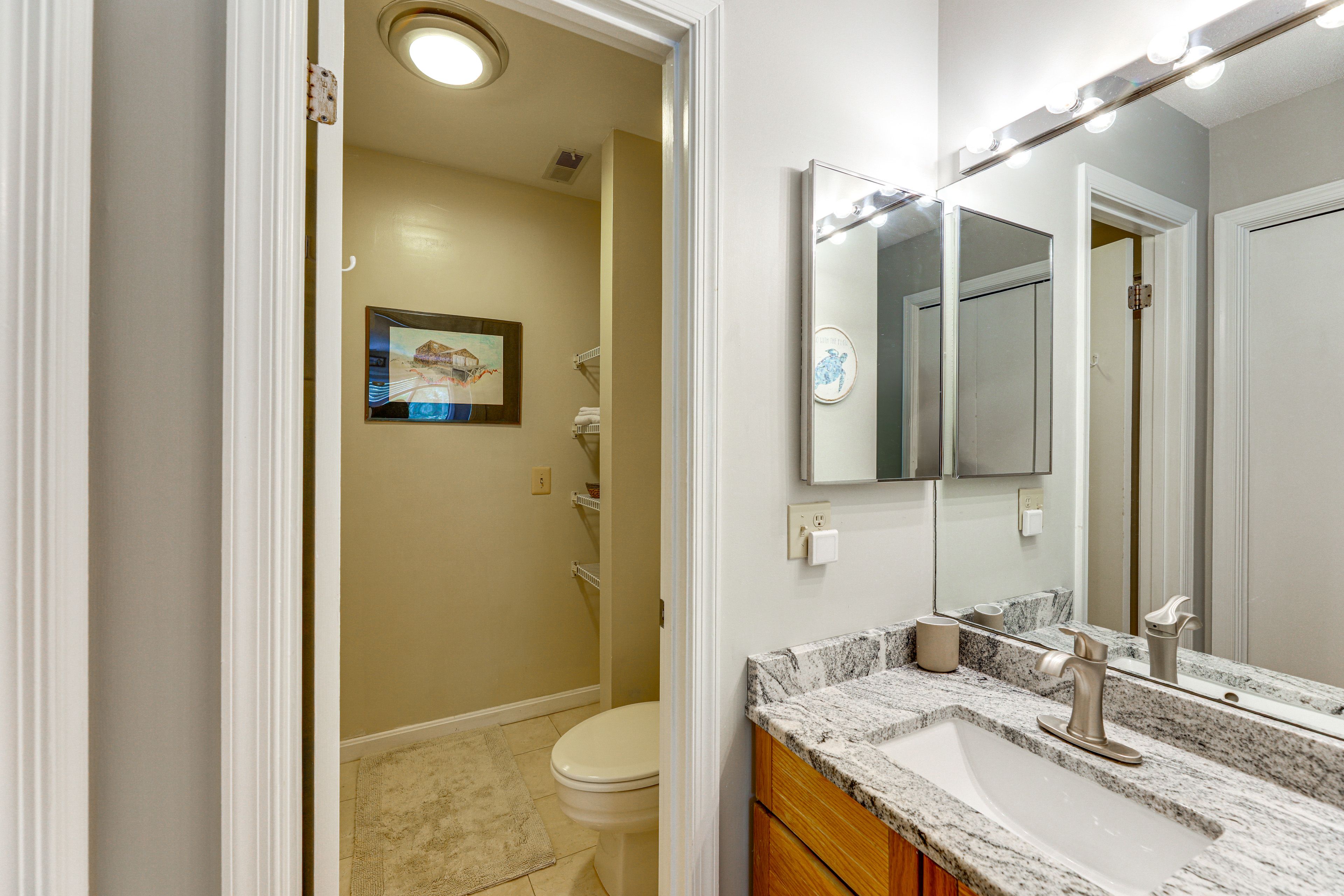 En-Suite Bathroom | 2nd Floor