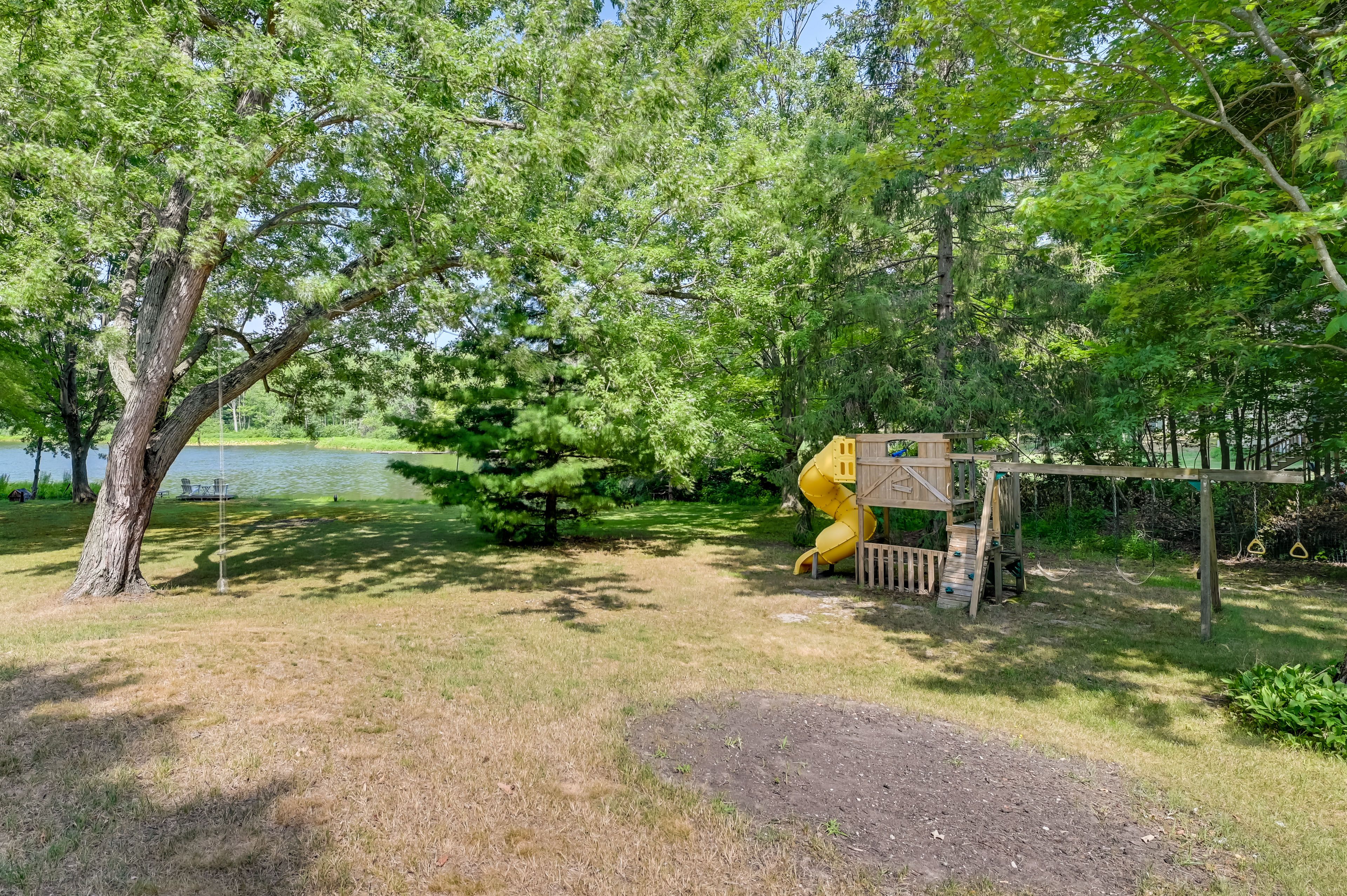 Private Yard | Playset