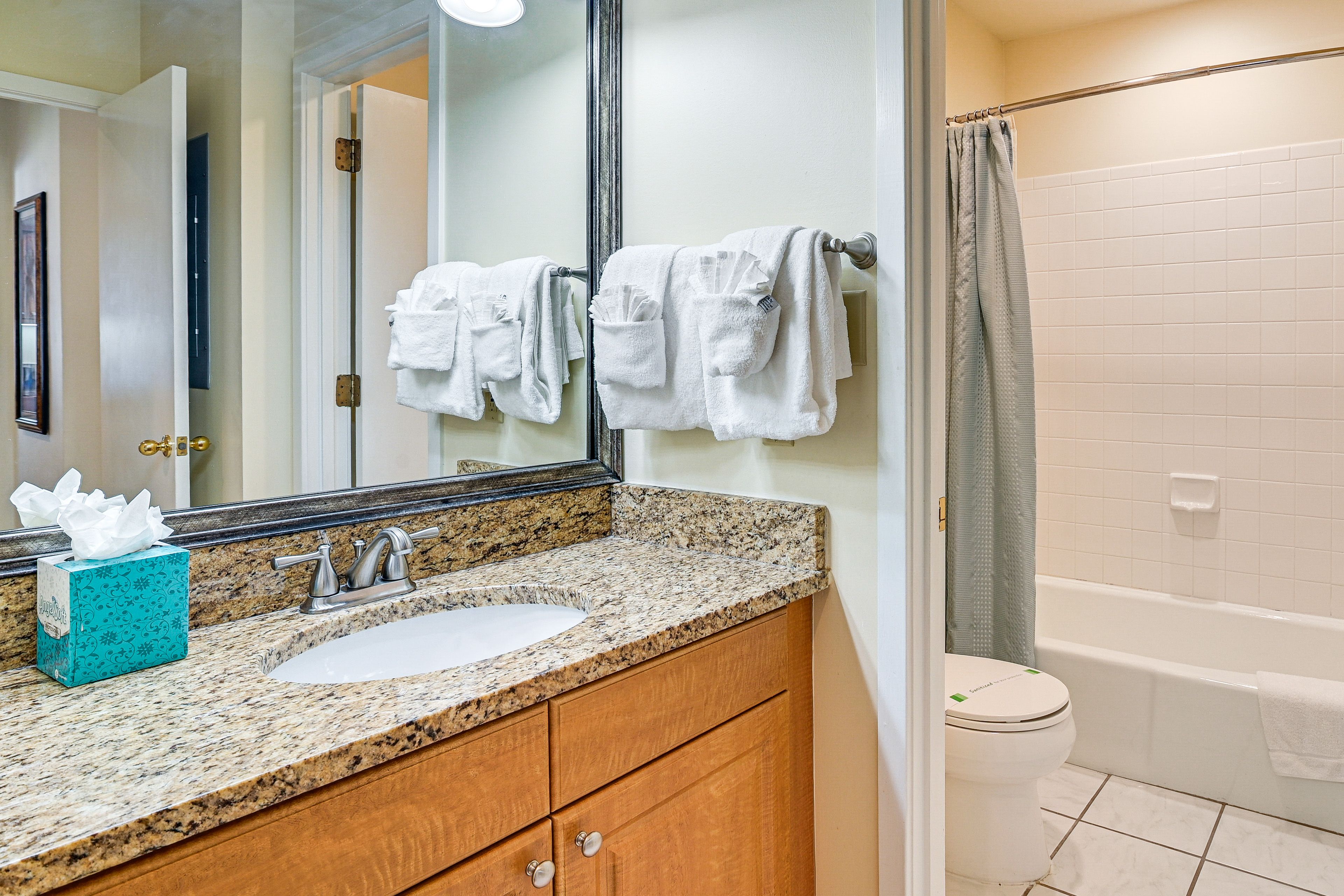 Full Bathroom