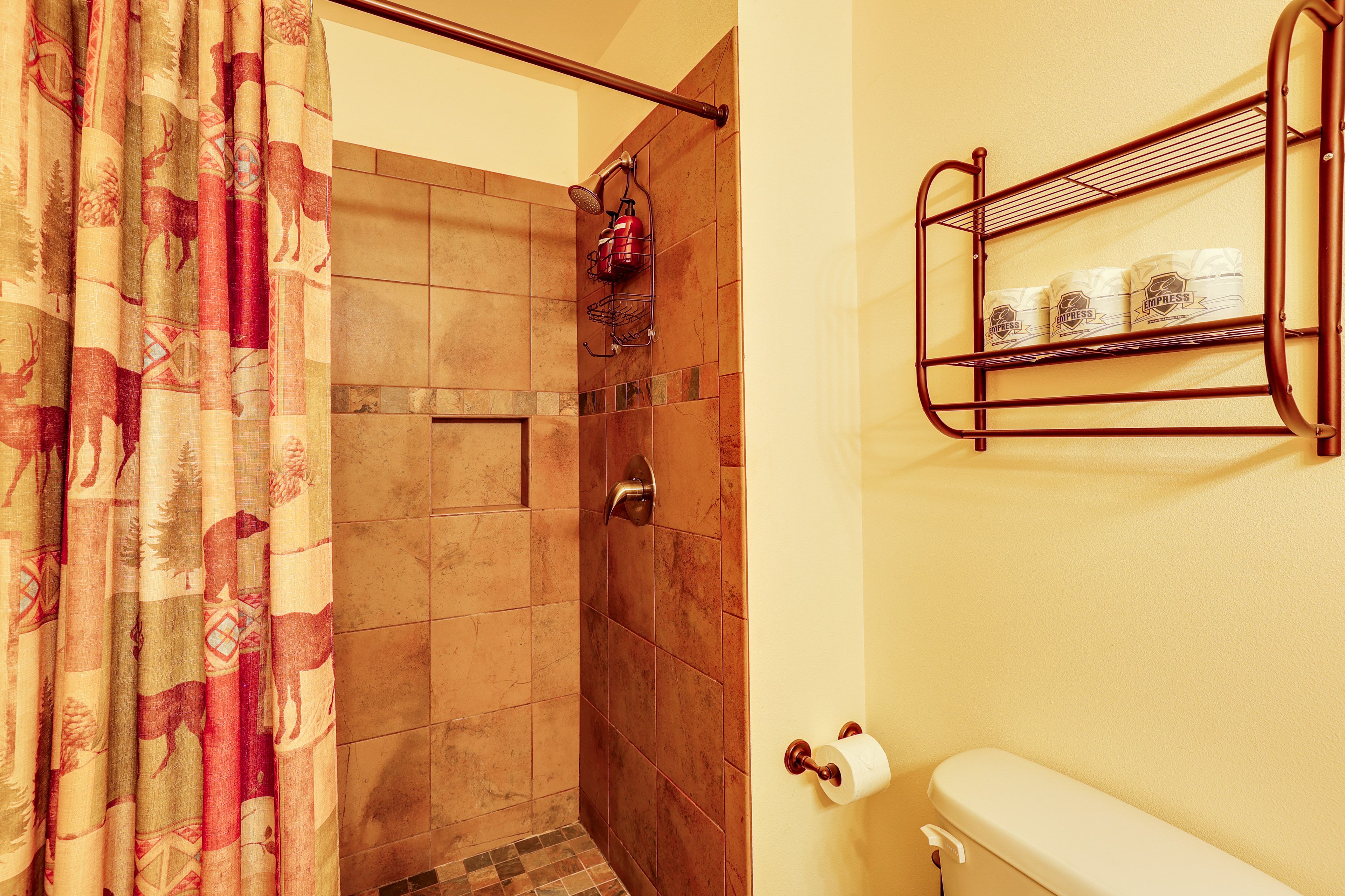 Full Bathroom | 1st Floor