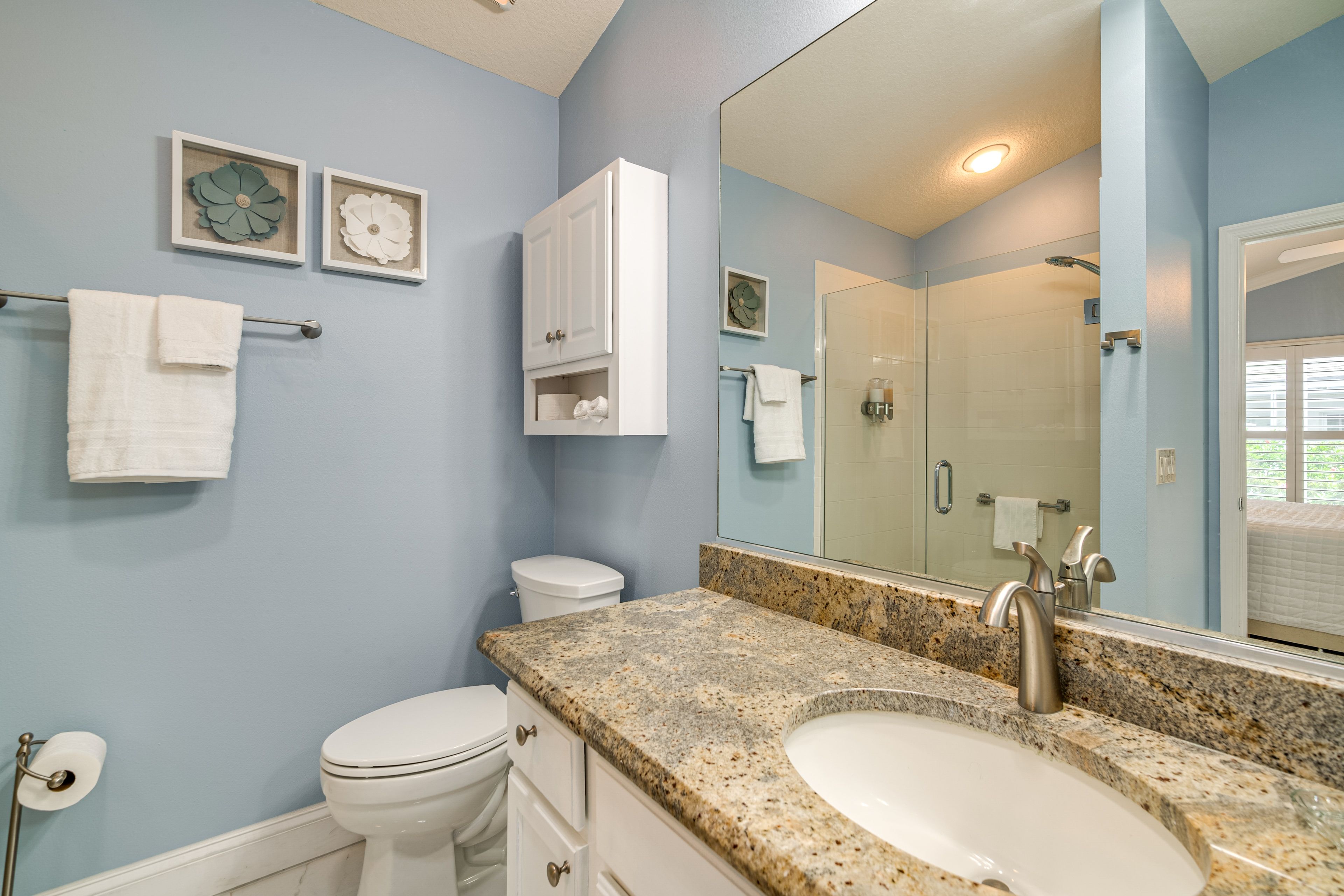 En-Suite Bathroom