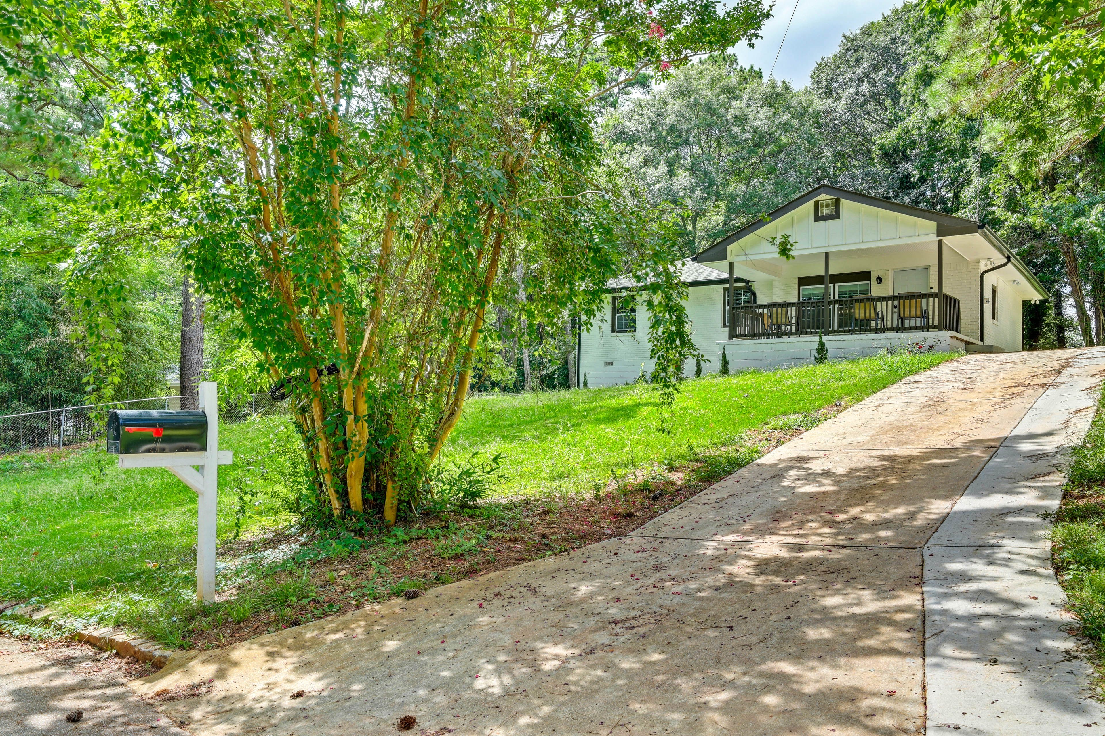 Decatur Vacation Rental | 3BR | 2BA | 1,089 Sq Ft | 2 Steps to Enter