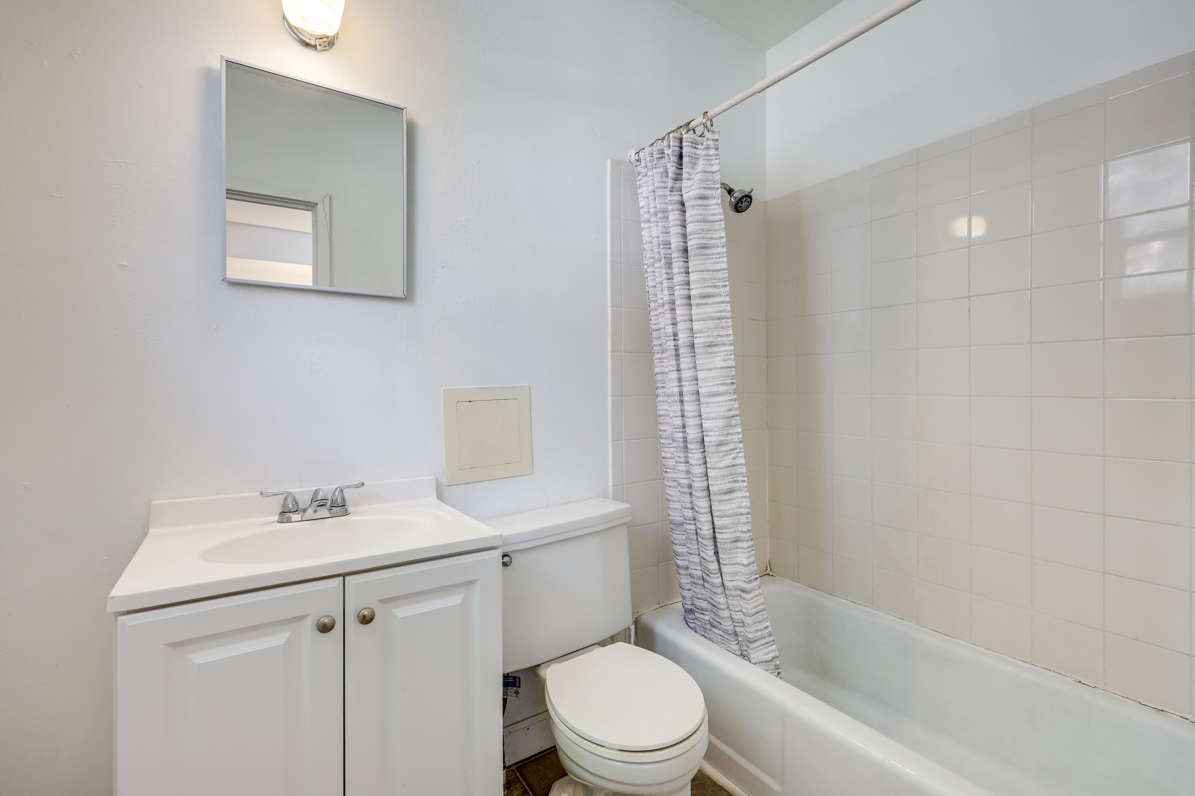 Bathroom | Towels Provided