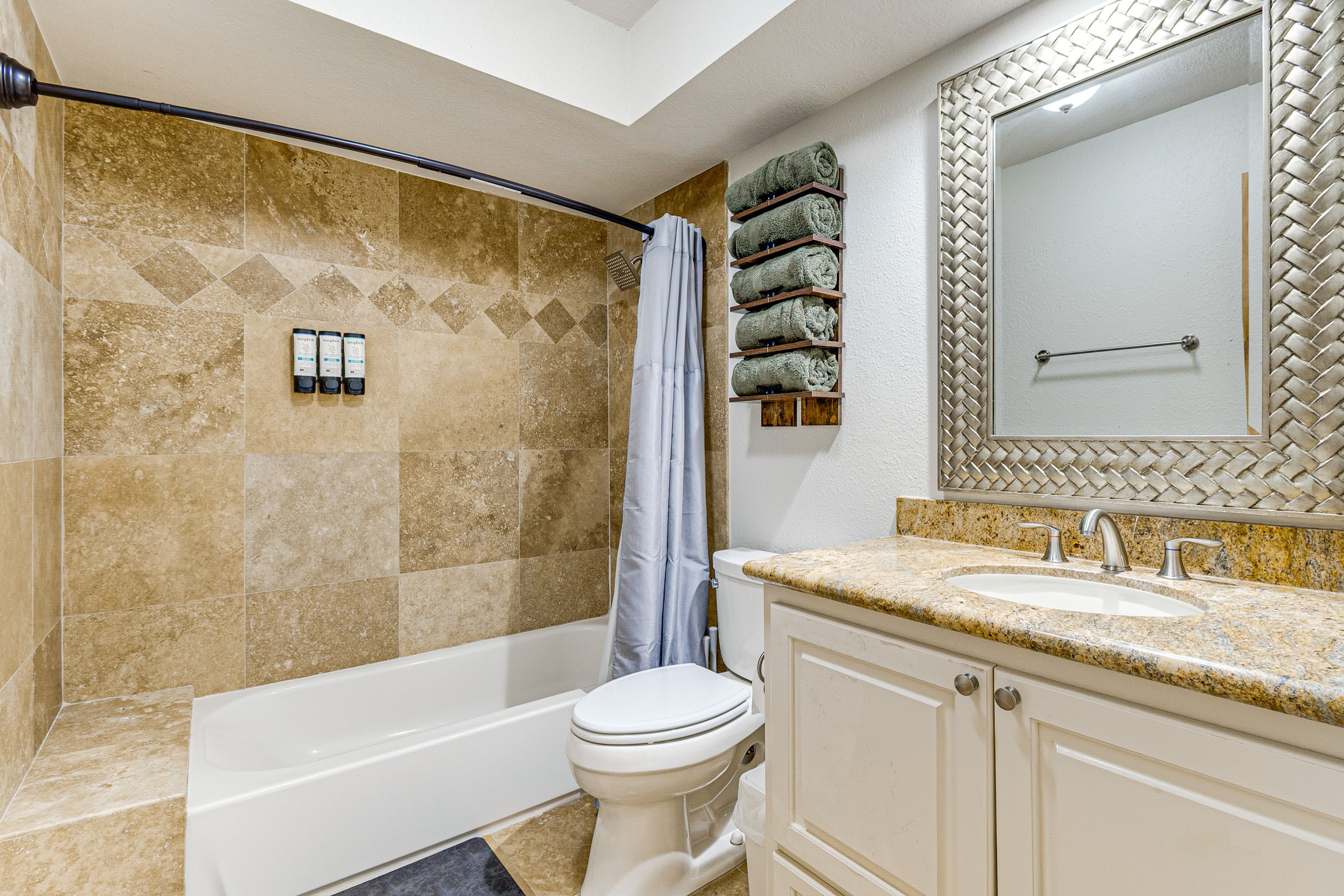 Bathroom | Lower Floor