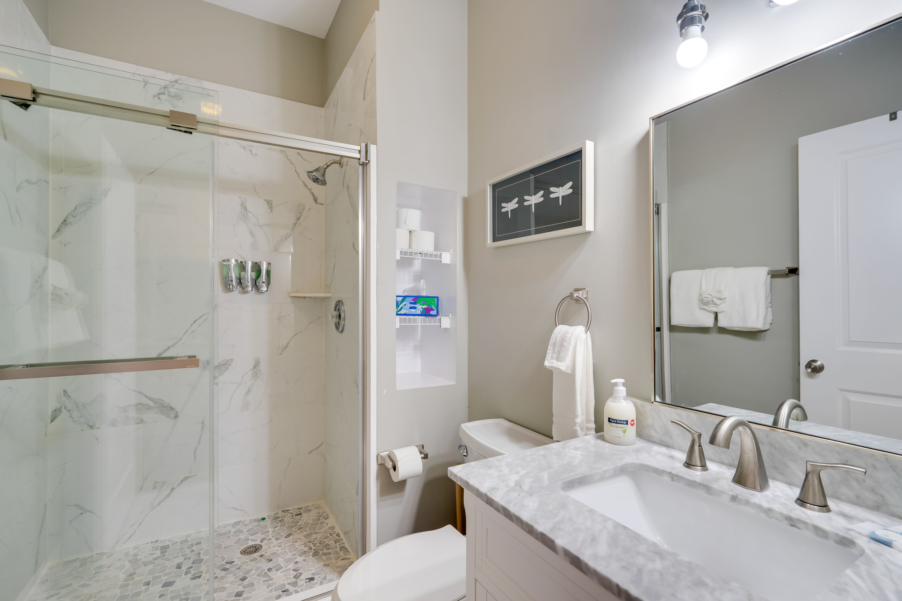 Full Bathroom