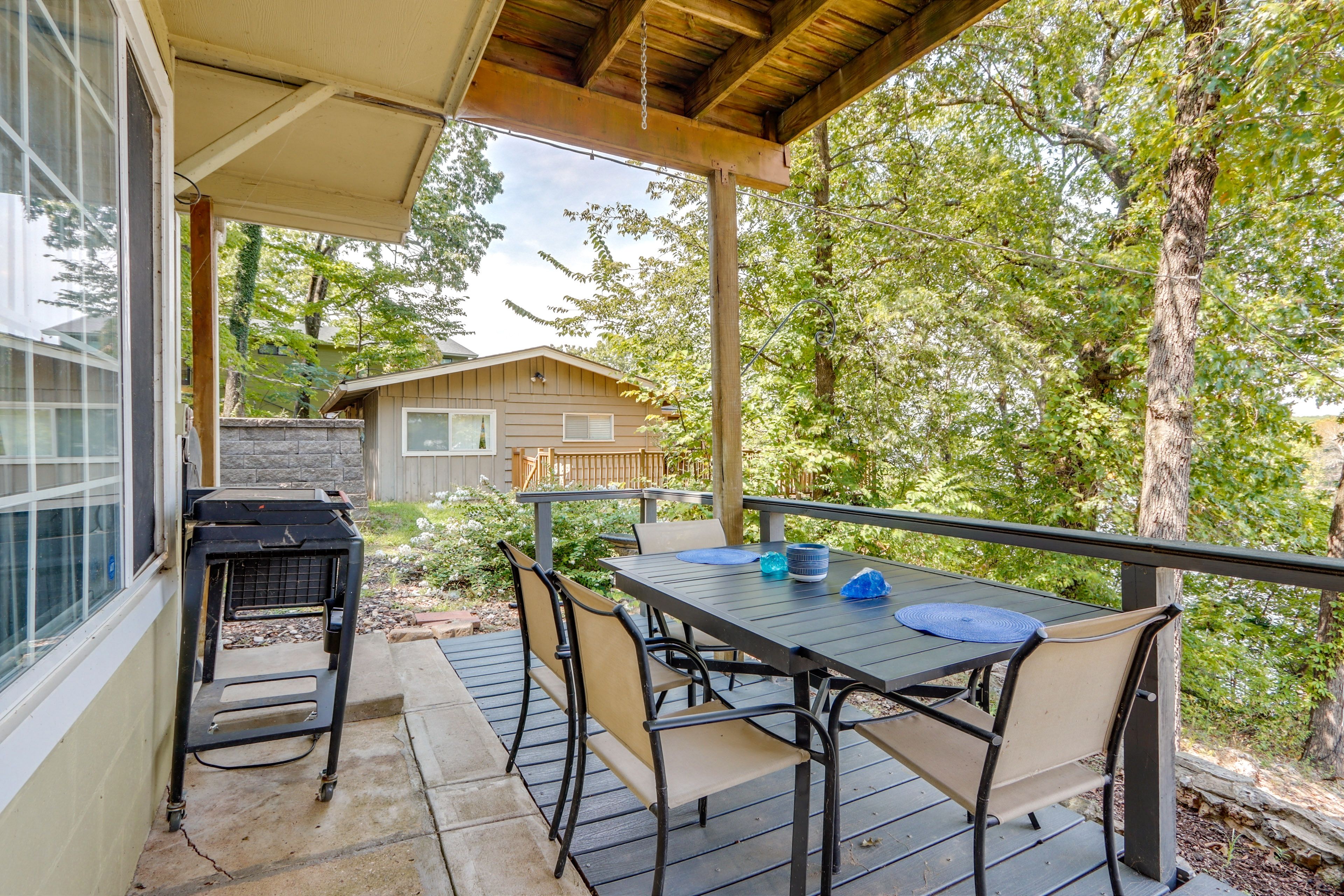 Covered Outdoor Dining Area | Gas Grill