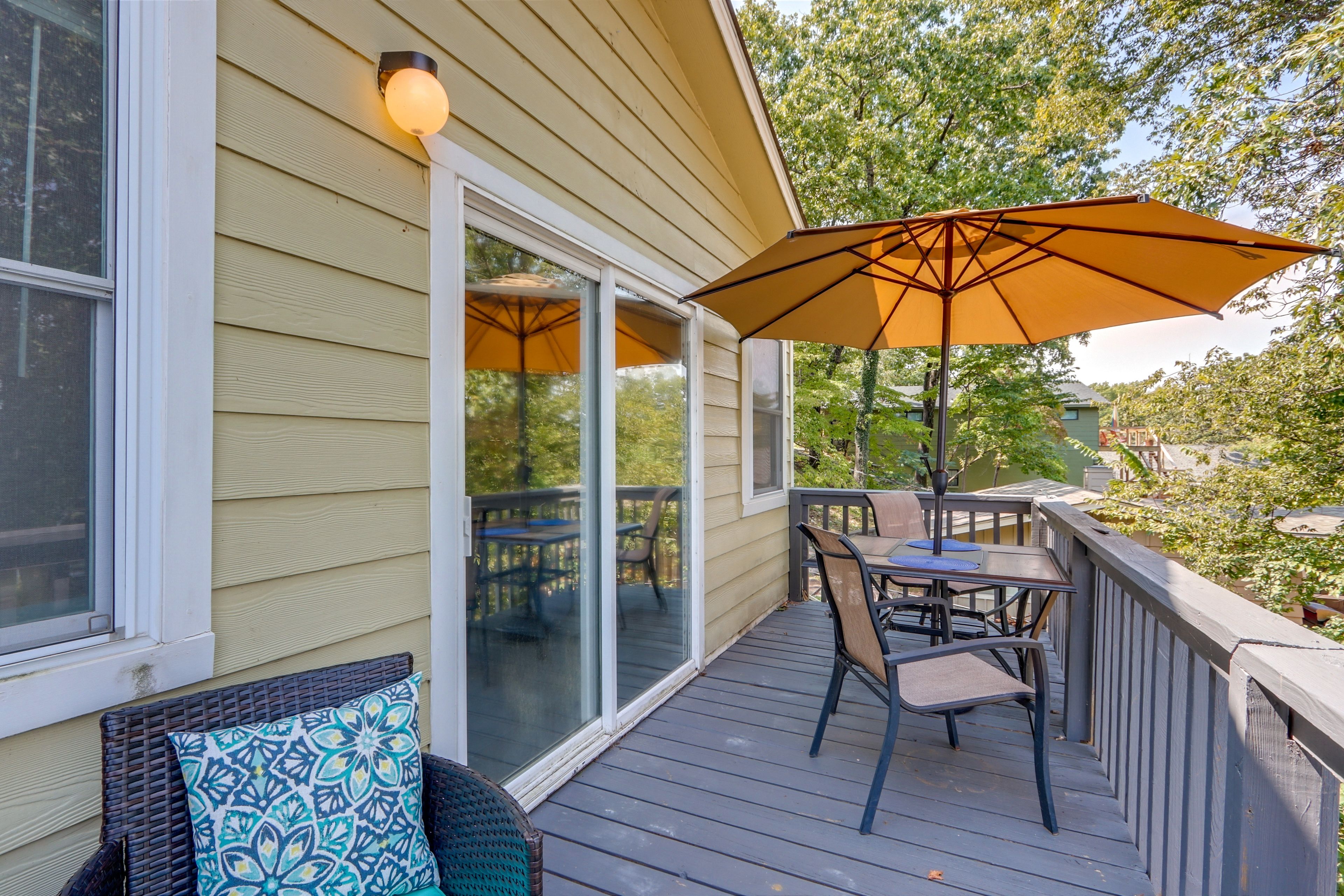 2nd-Floor Deck