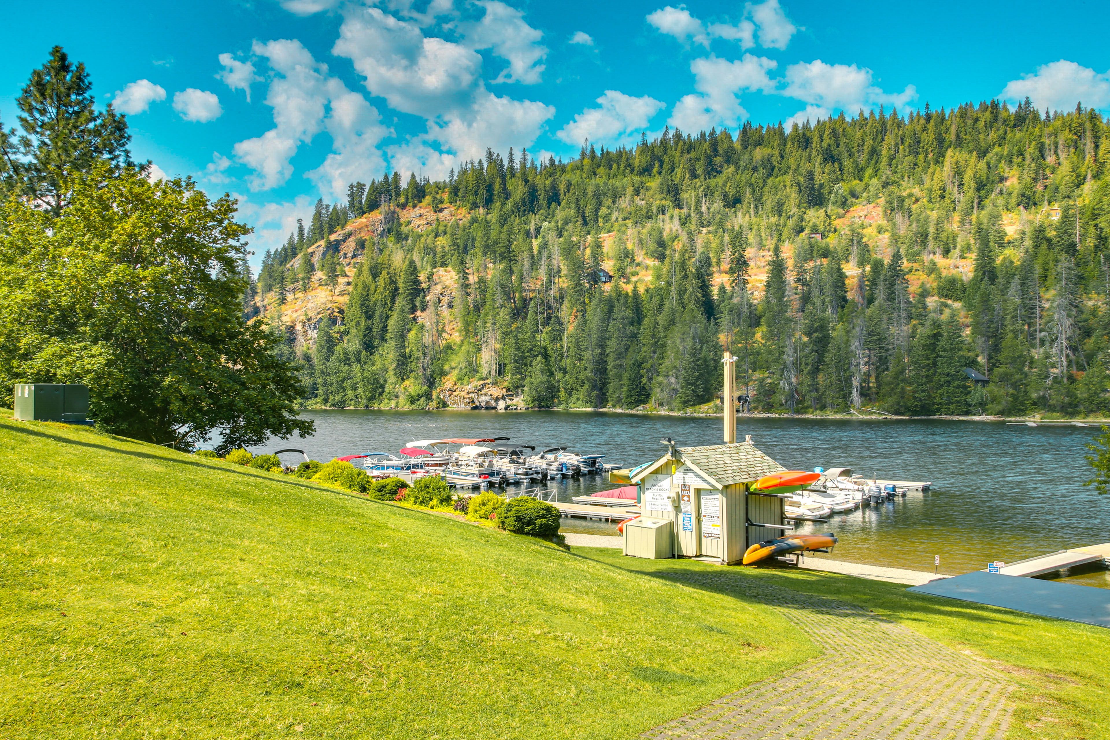 Community Marina | Twin Lake Access