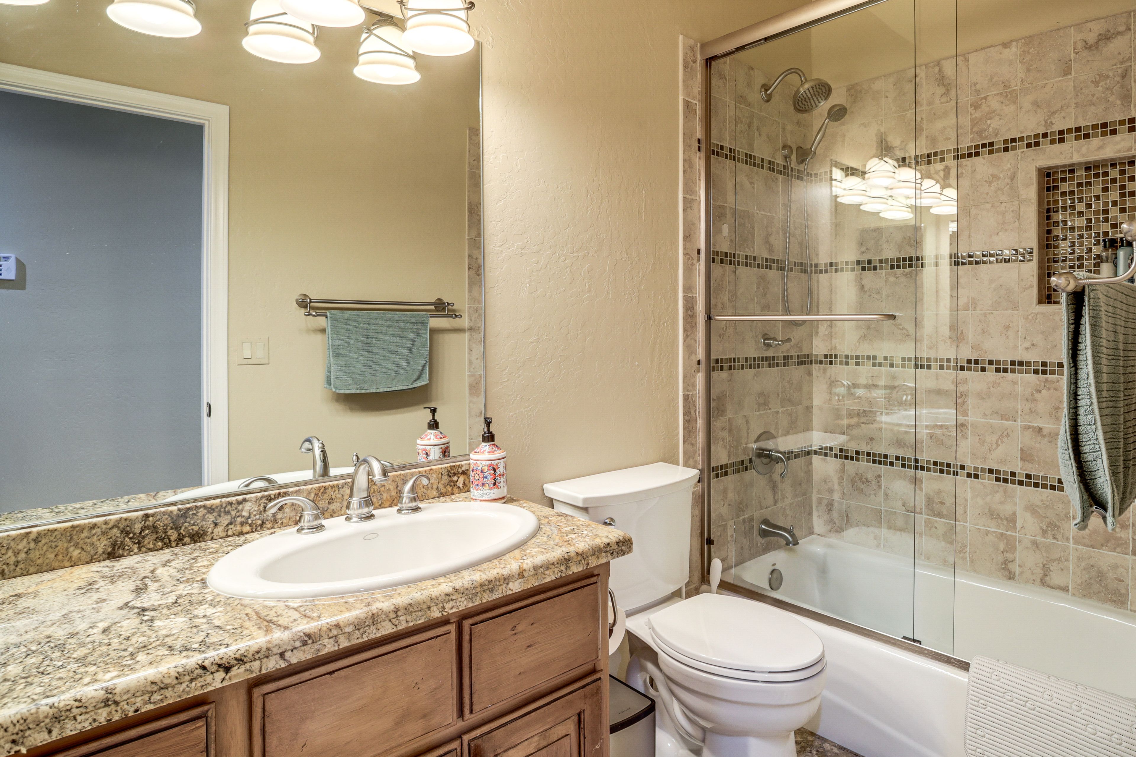 Full Bathroom
