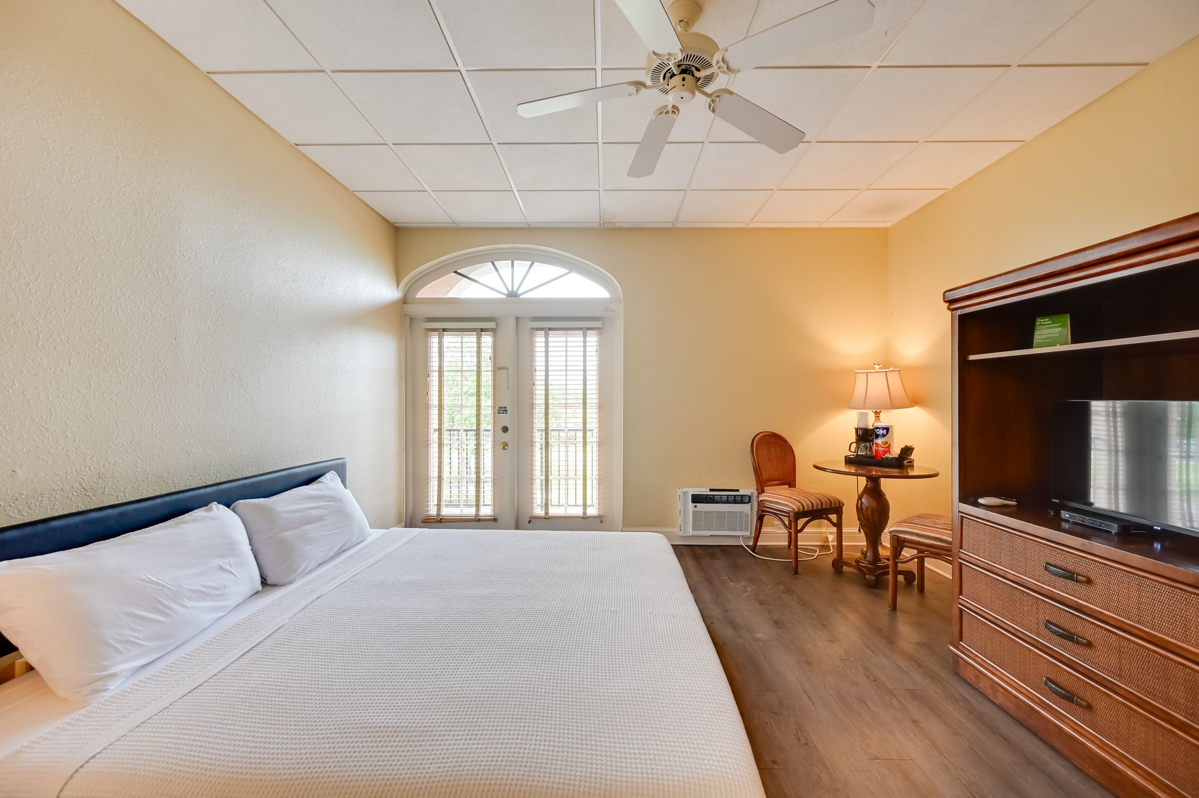 Naples Vacation Rental | Studio | 1BA | Stairs Required | 325 Sq Ft