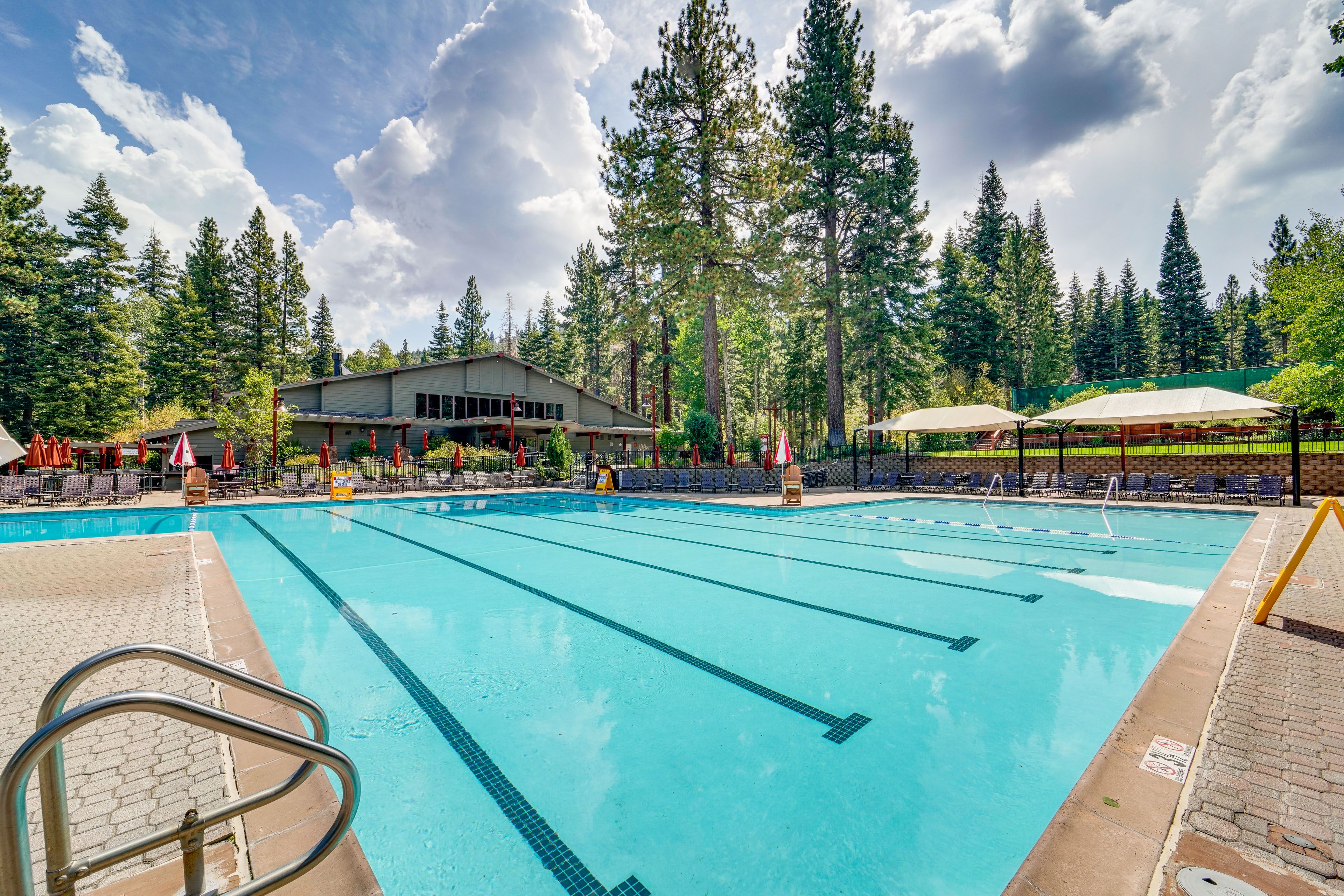 Timber Creek Lodge | Community Amenities