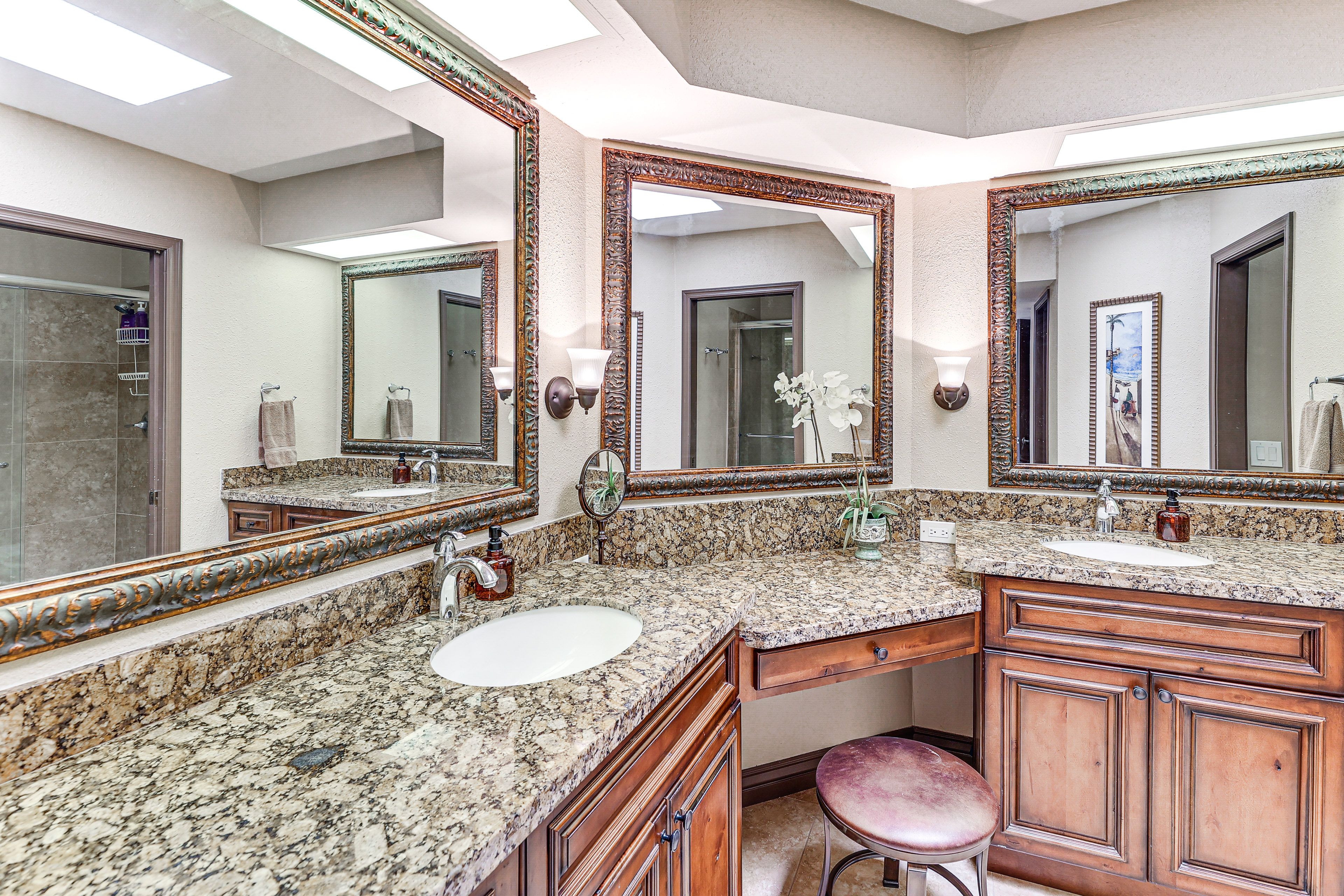 En-Suite Bathroom