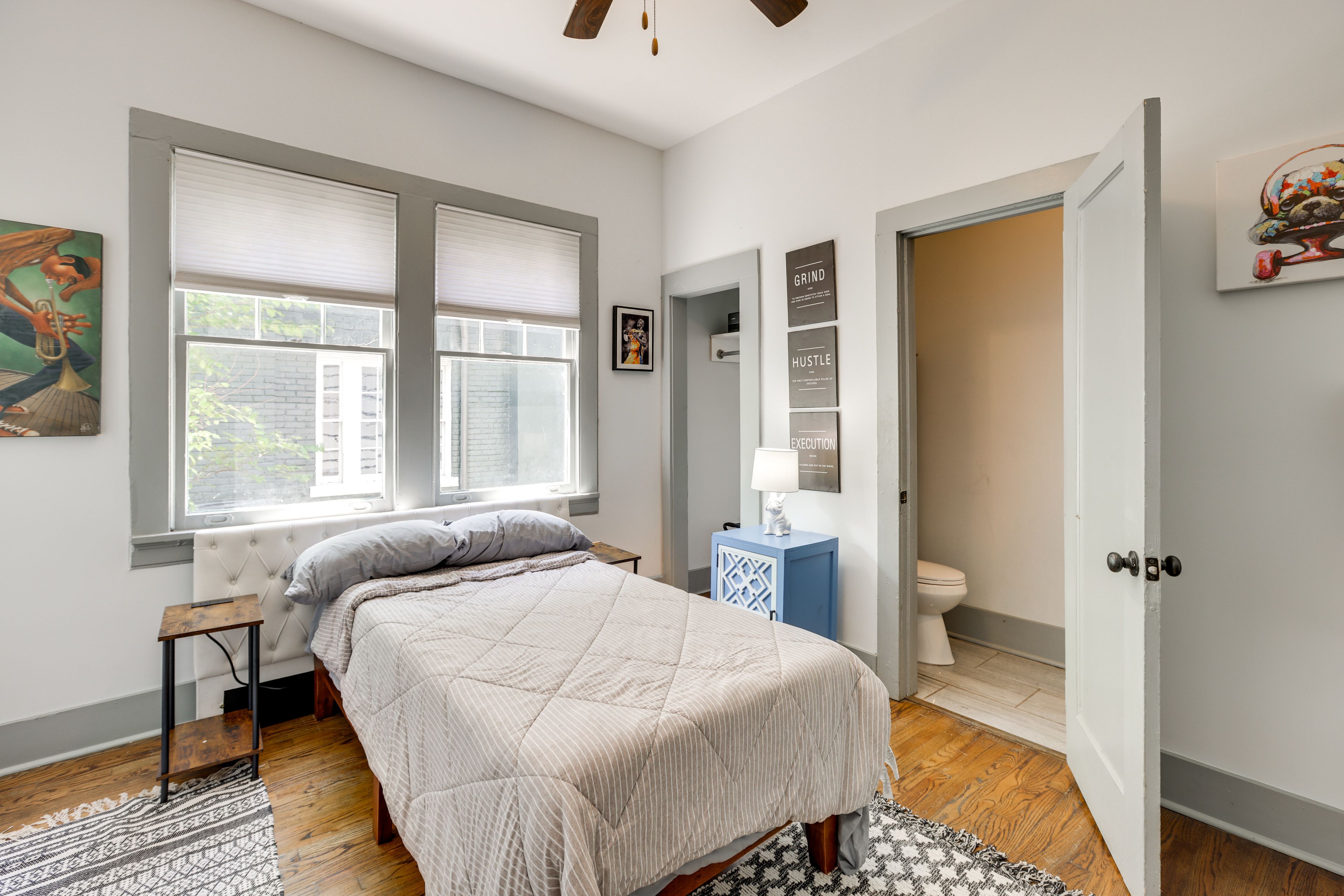 Bedroom 1 | 1st Floor | Twin Bed | Arcade Game