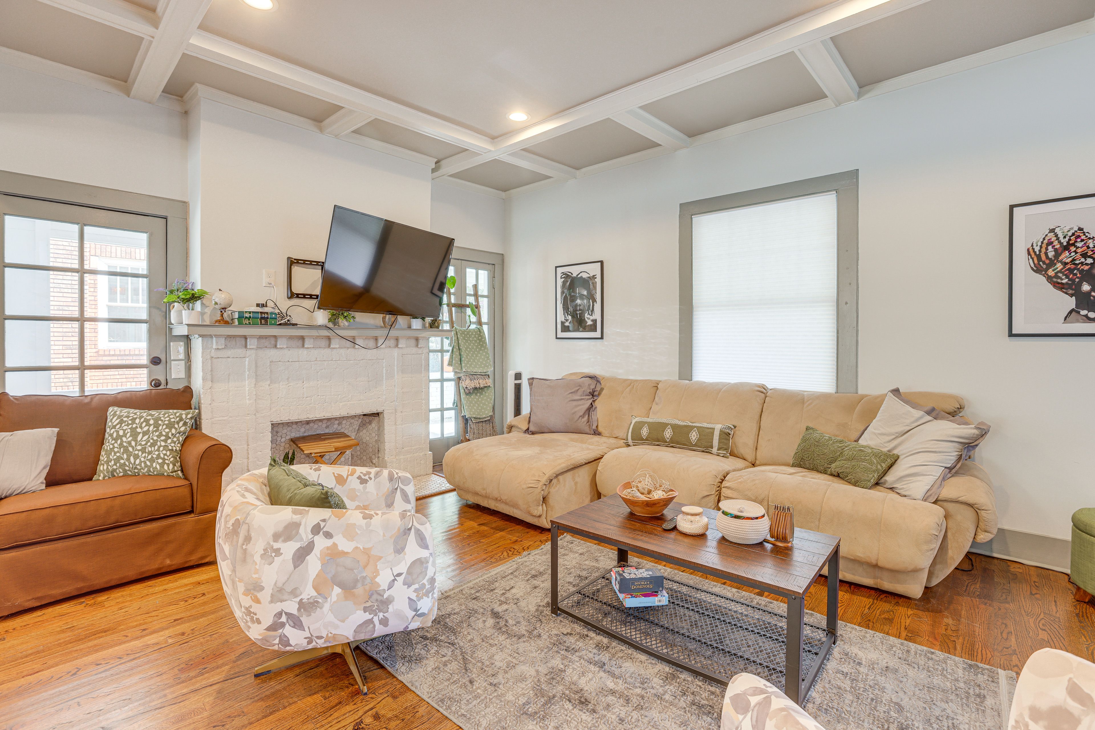 Living Room | 1st Floor | Queen Futon | Full Sleeper Sofa | Smart TV