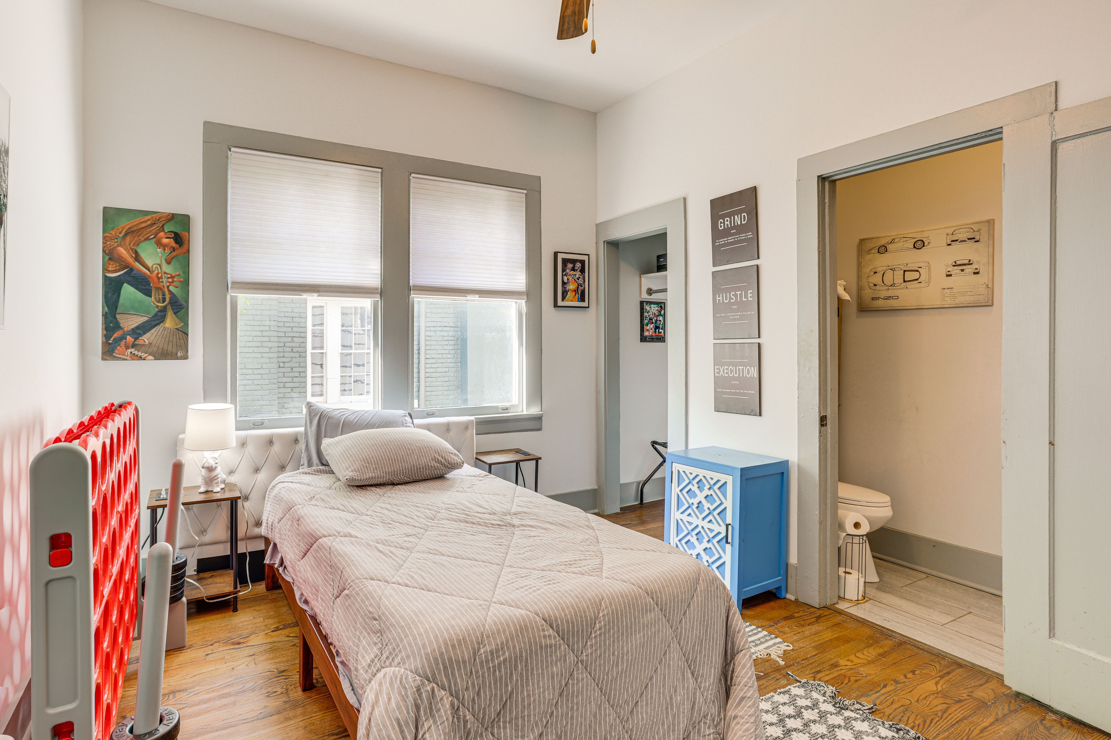 Bedroom 1 | 1st Floor | Twin Bed | Arcade Game