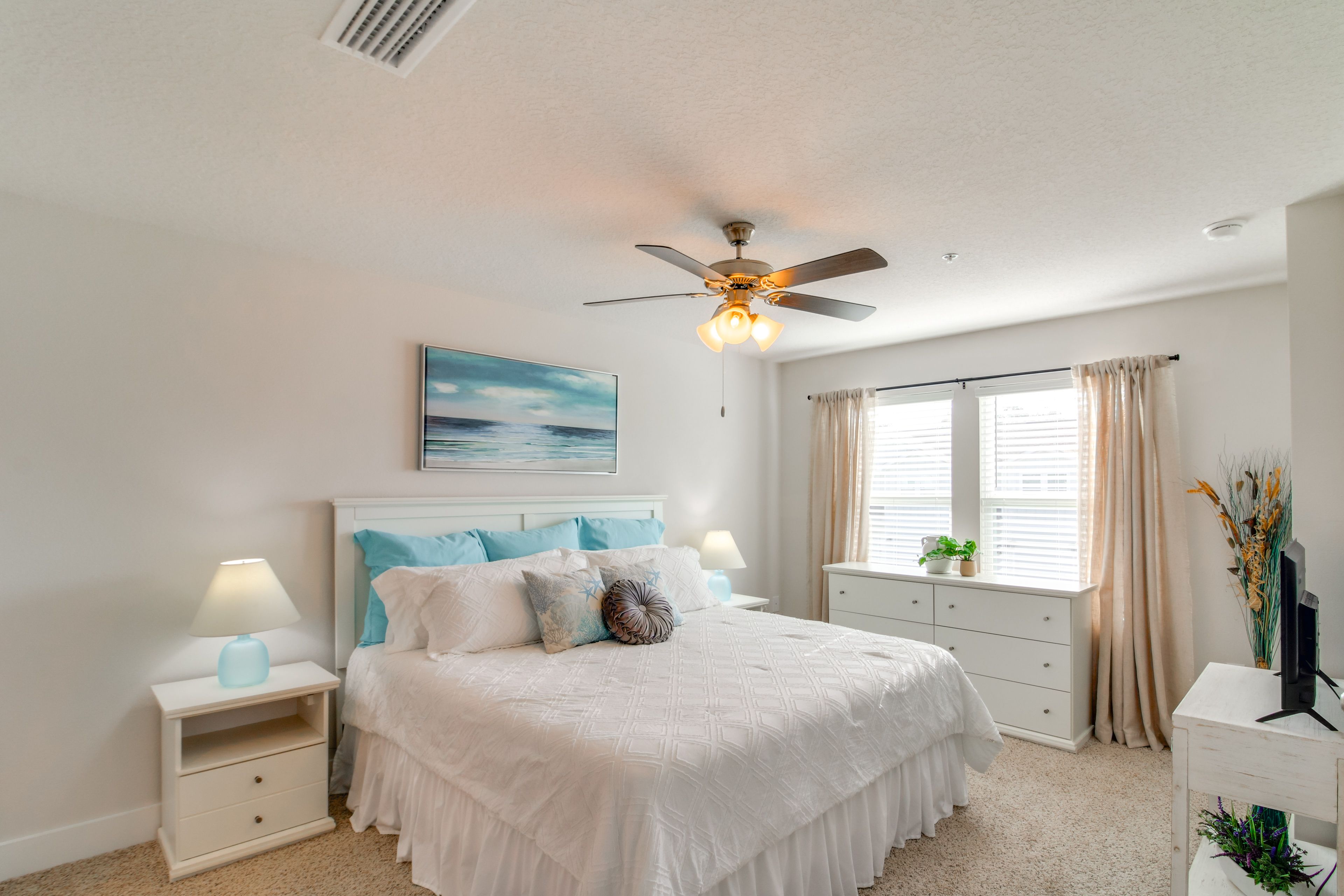 Bedroom 1 | King Bed | 2nd Floor