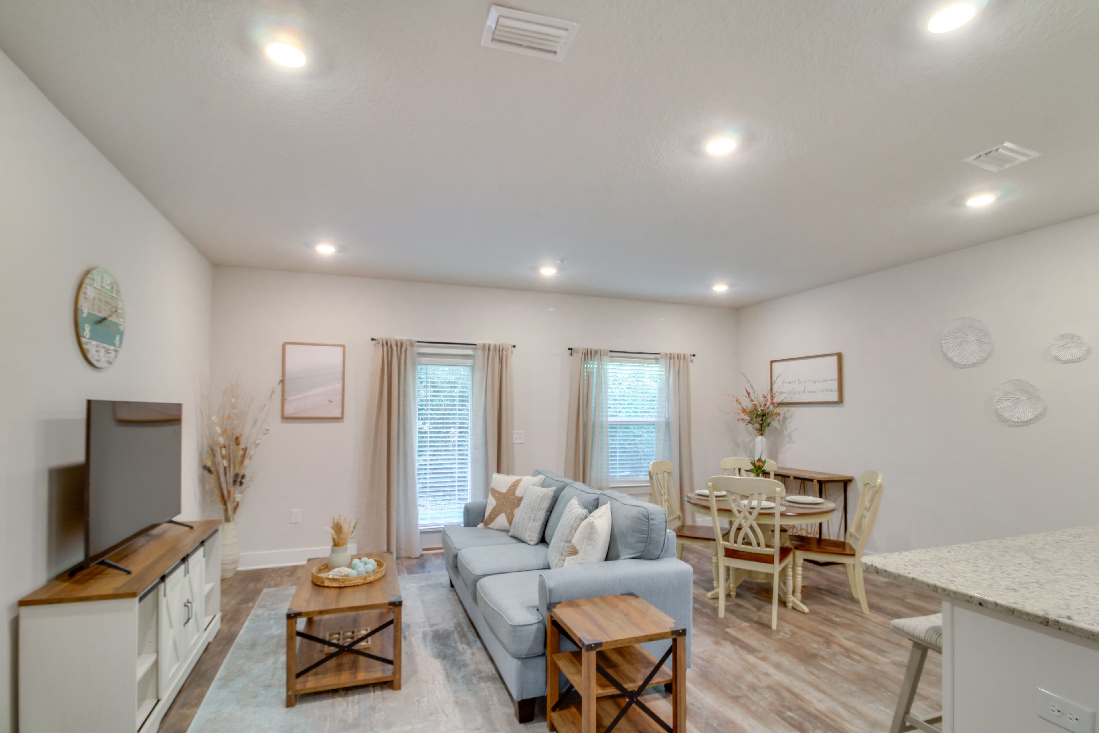 Living Room | Free WiFi | Central A/C & Heat | 1st Floor