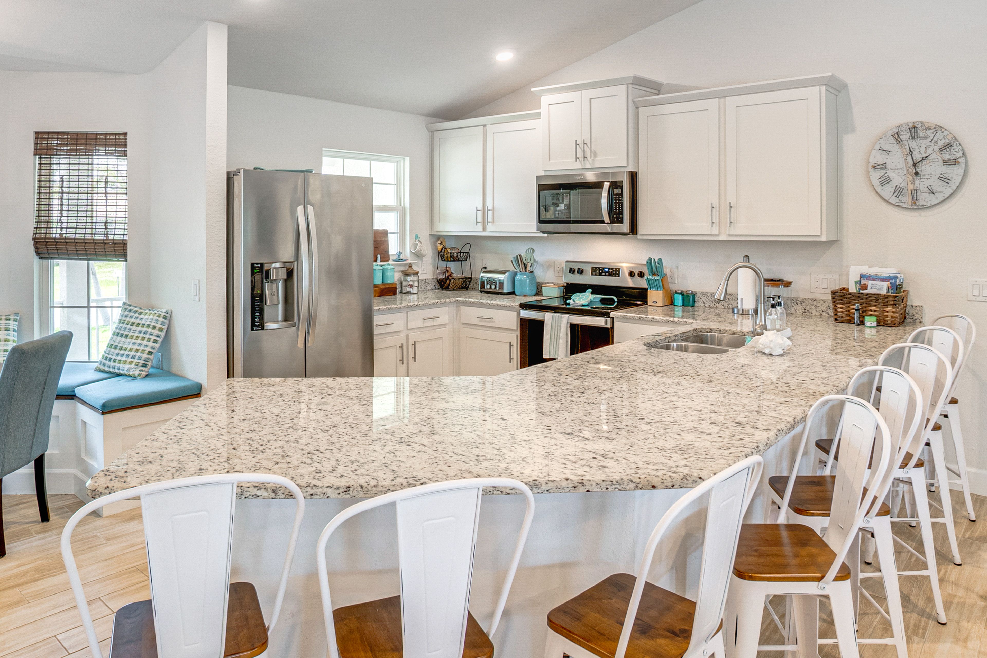 Kitchen | Cooking Basics | Breakfast Bar