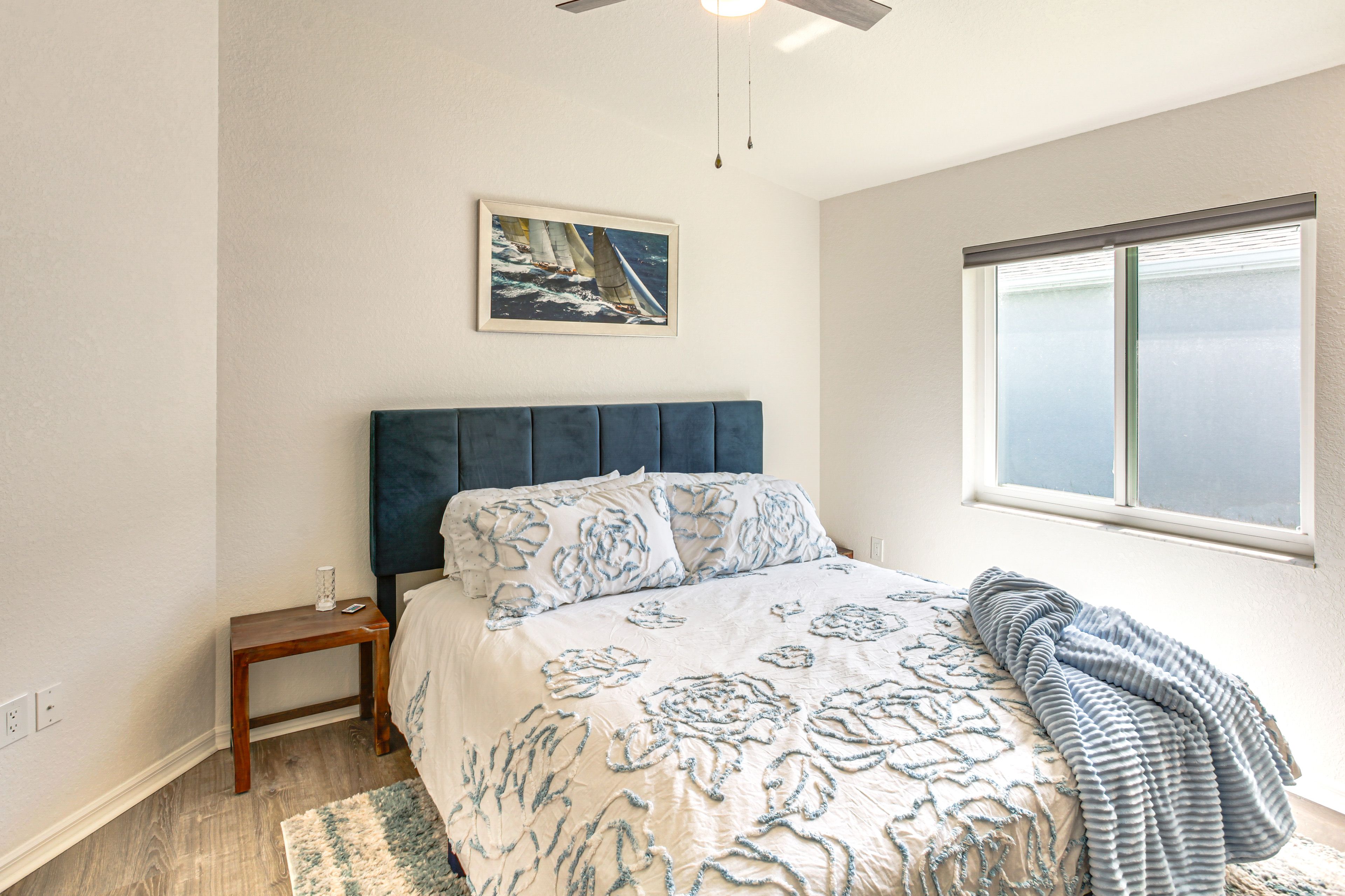 Bedroom 3 | Queen Bed