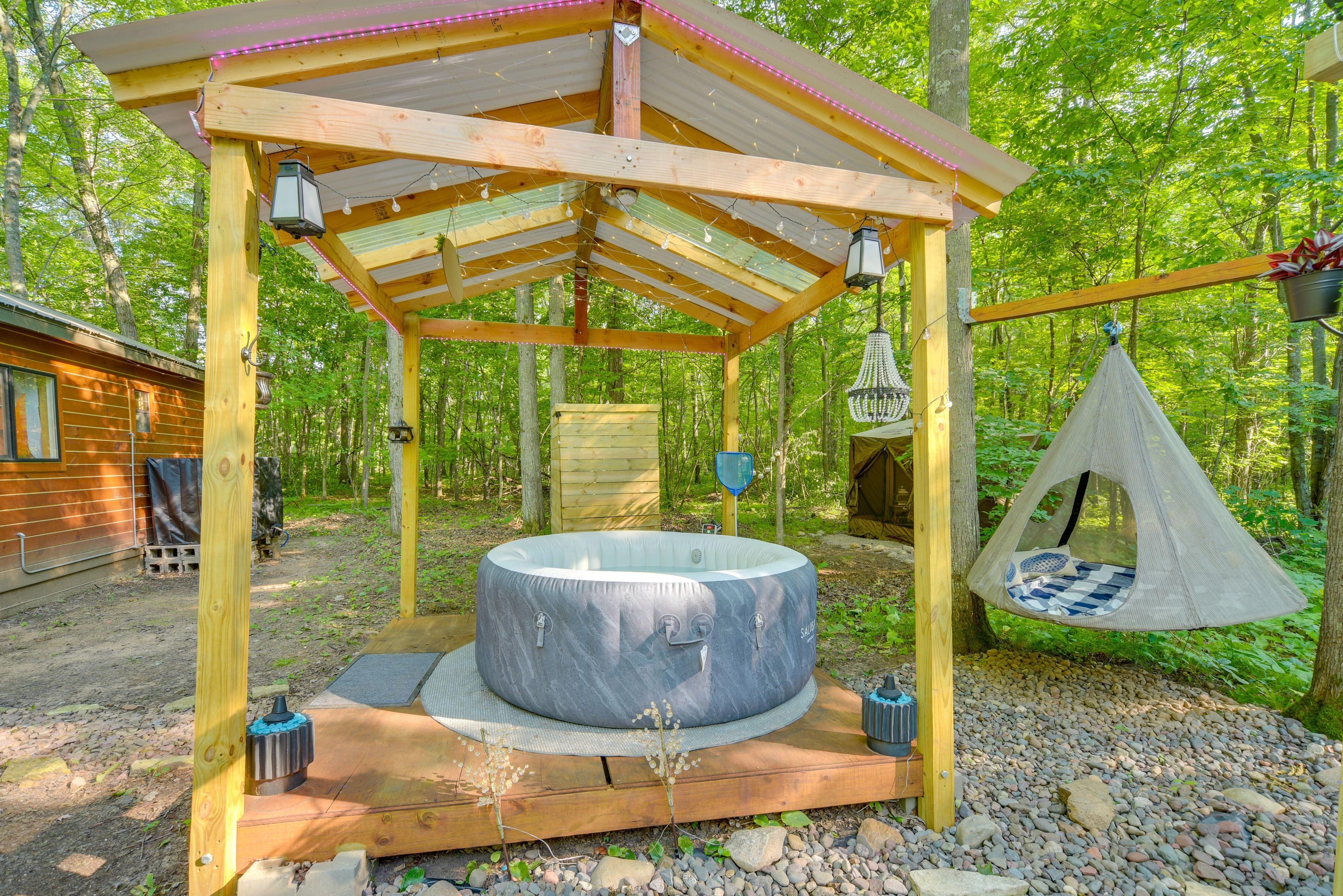 Inflatable Hot Tub | Hammocks