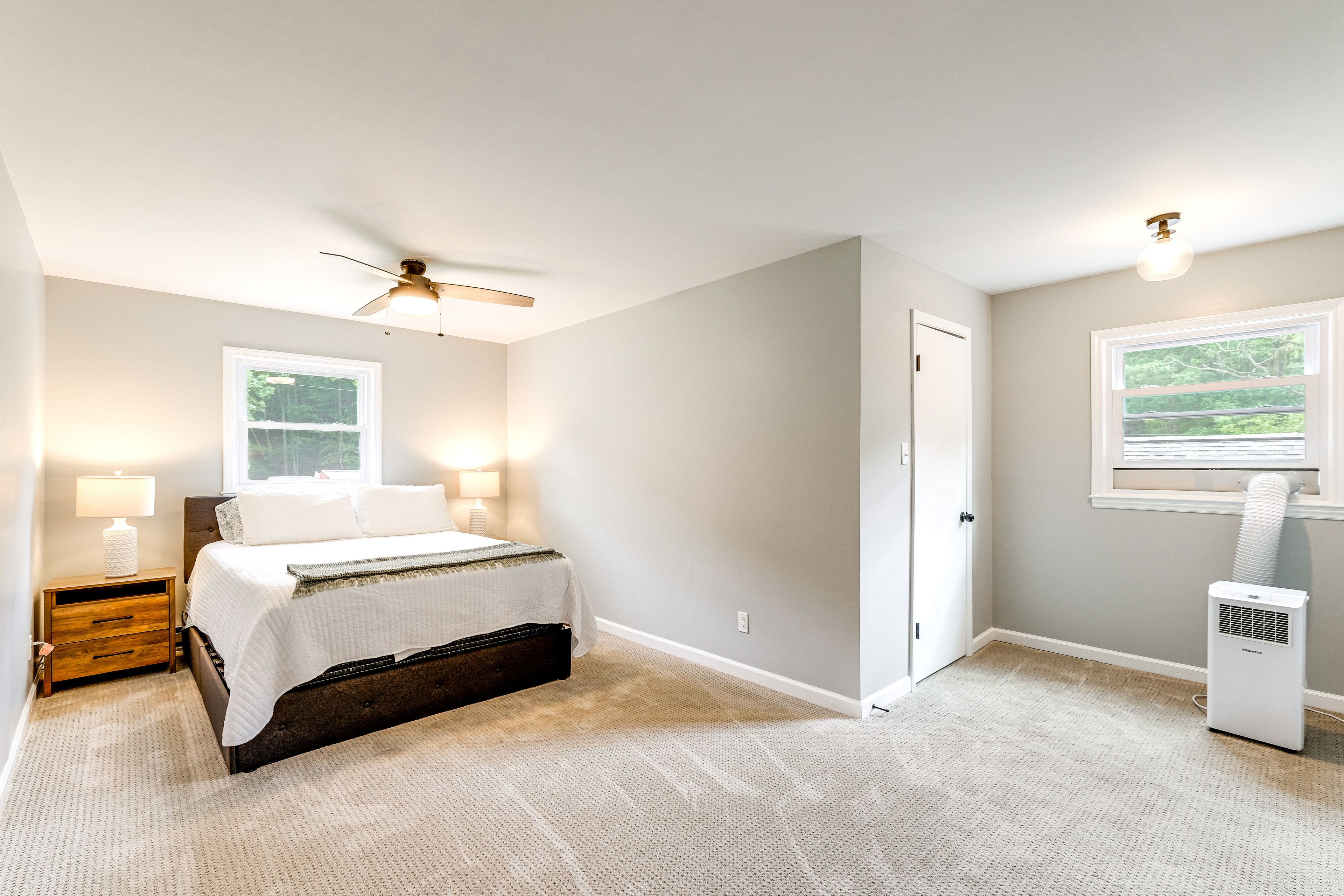 Bedroom 2 | Queen Bed | Linens | 2nd Floor