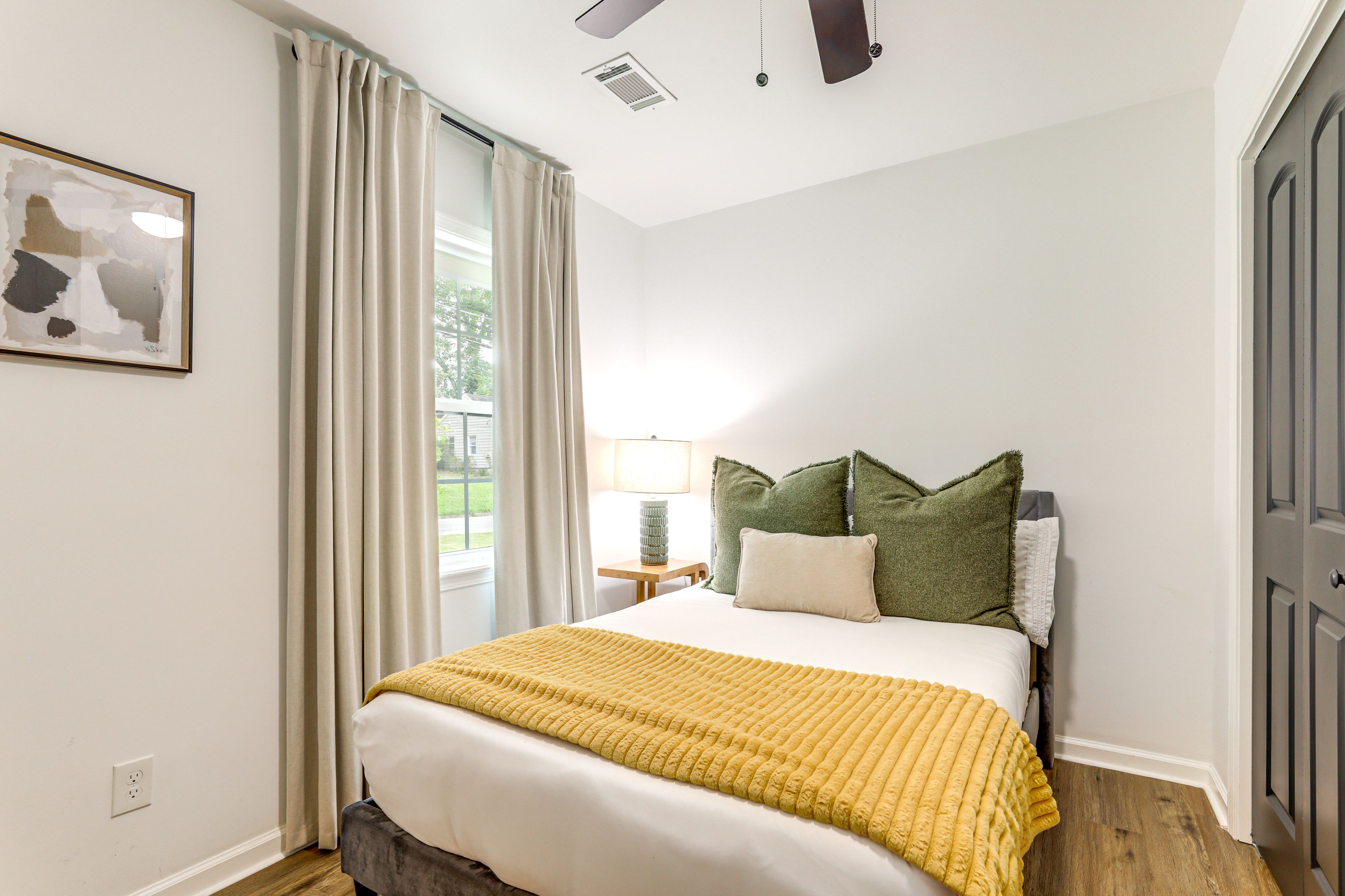 Bedroom 2 | Full Bed | Flat-Screen TV | Linens Provided