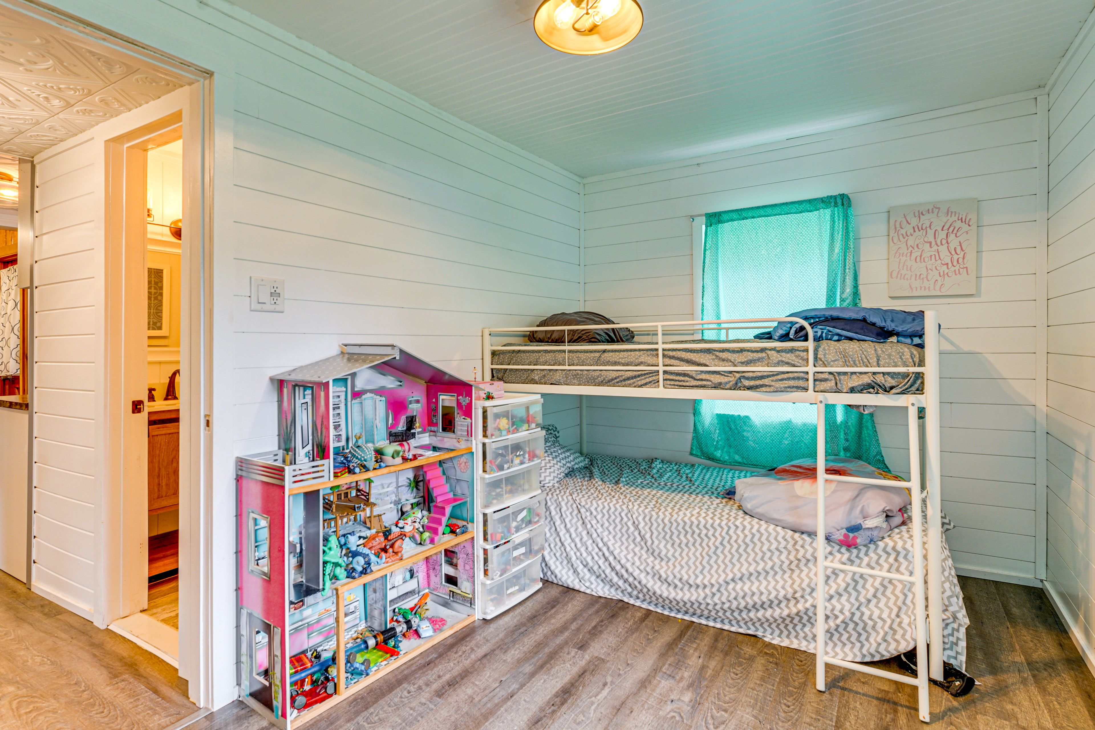 Bedroom 2 | Twin Bunk Bed | Toys