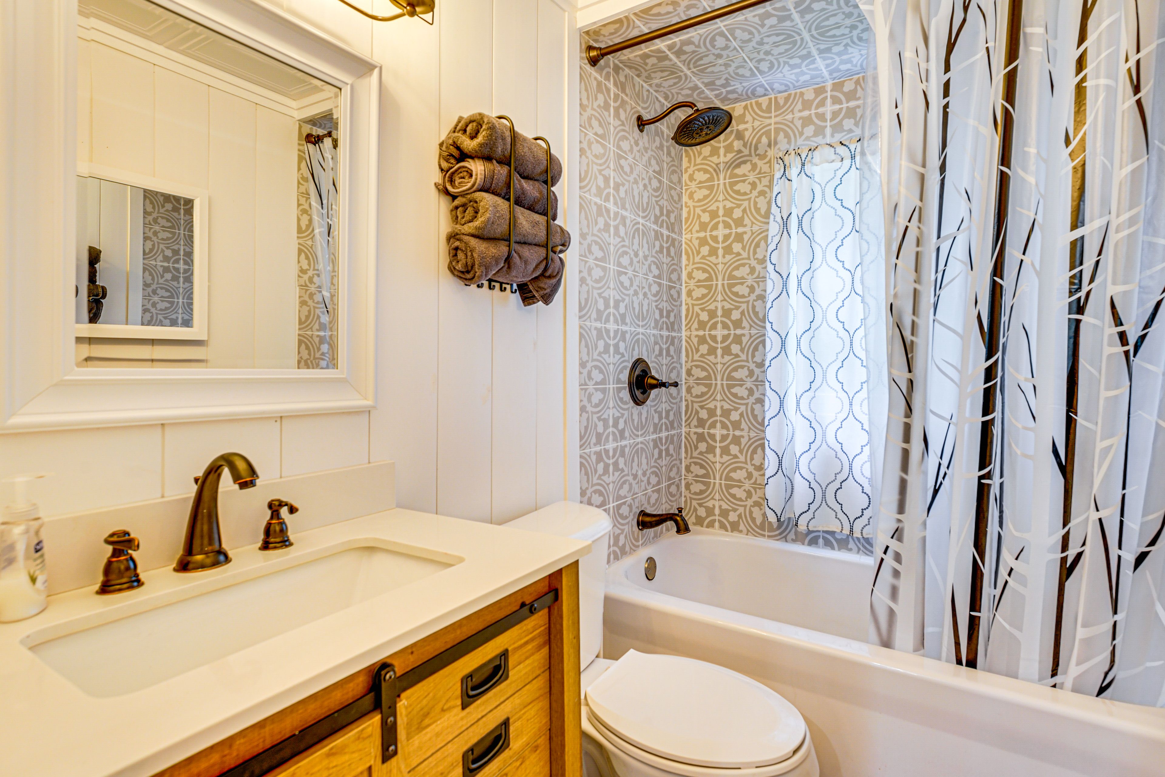 Bathroom | Towels Provided