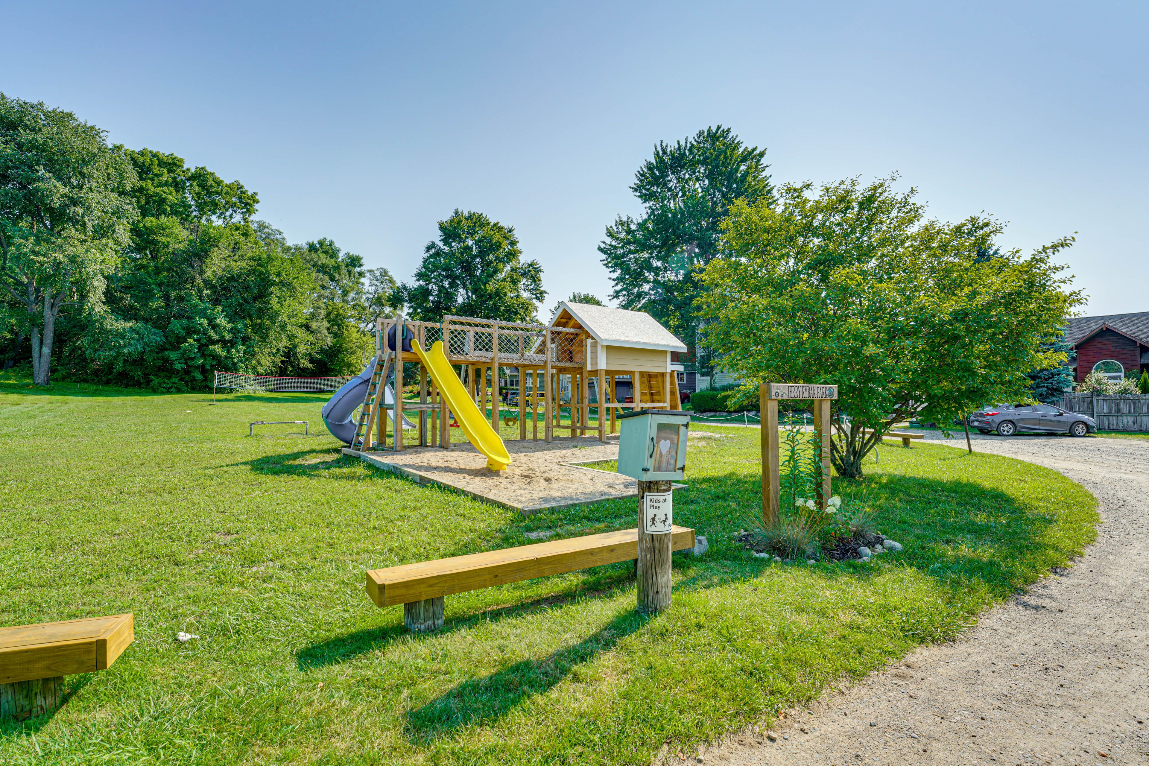 Park w/ Playground & Volleyball Net