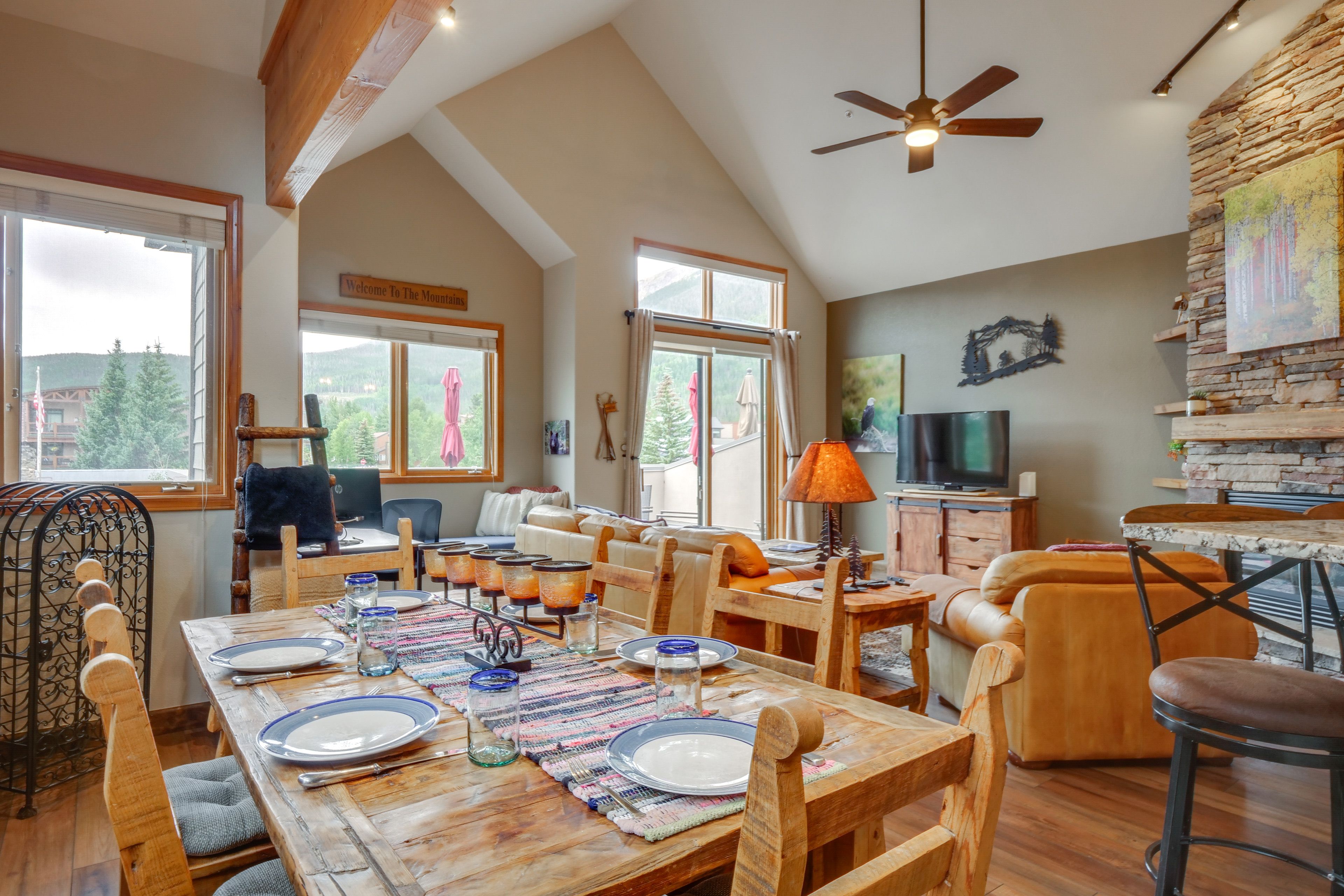 Interior Space | Free WiFi | Radiant Floor Heating