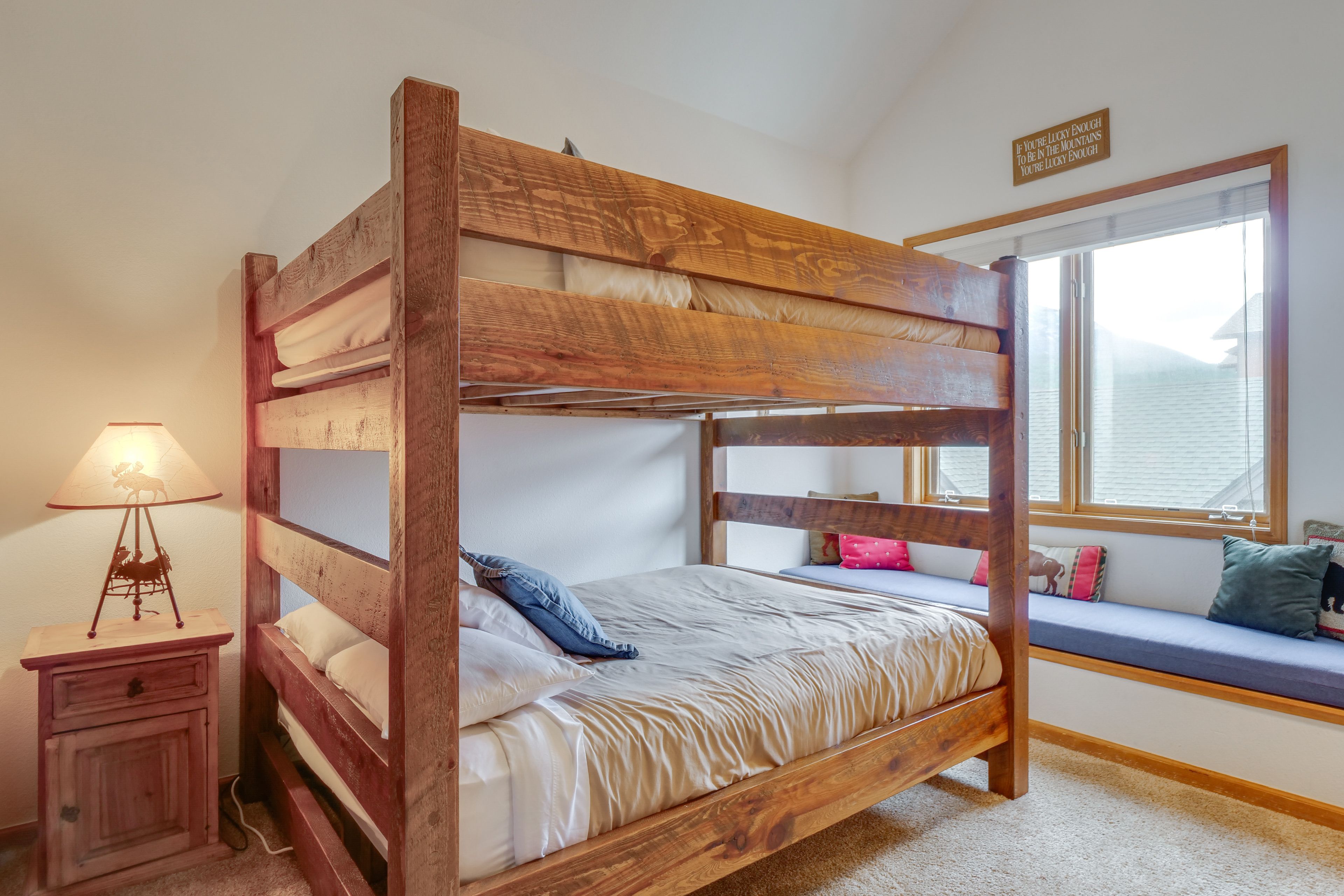 Bedroom 2 | Queen Bunk Bed