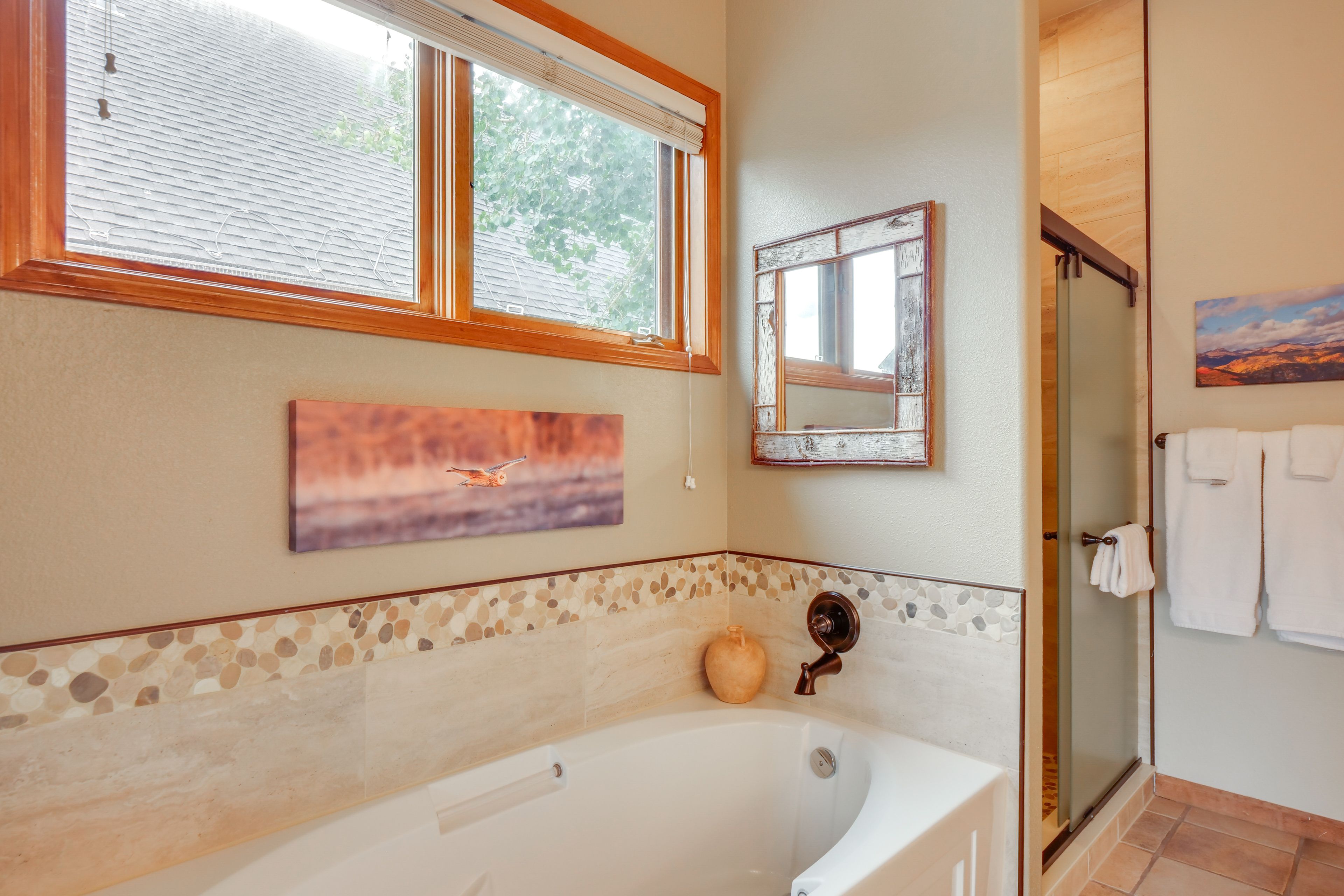 En-Suite Bathroom | Towels Provided