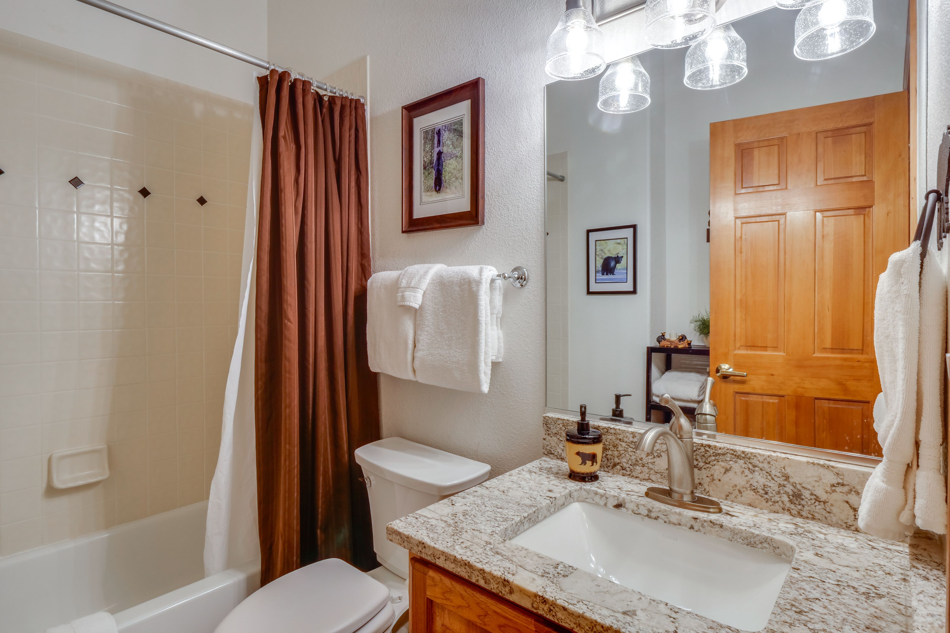 Full Bathroom