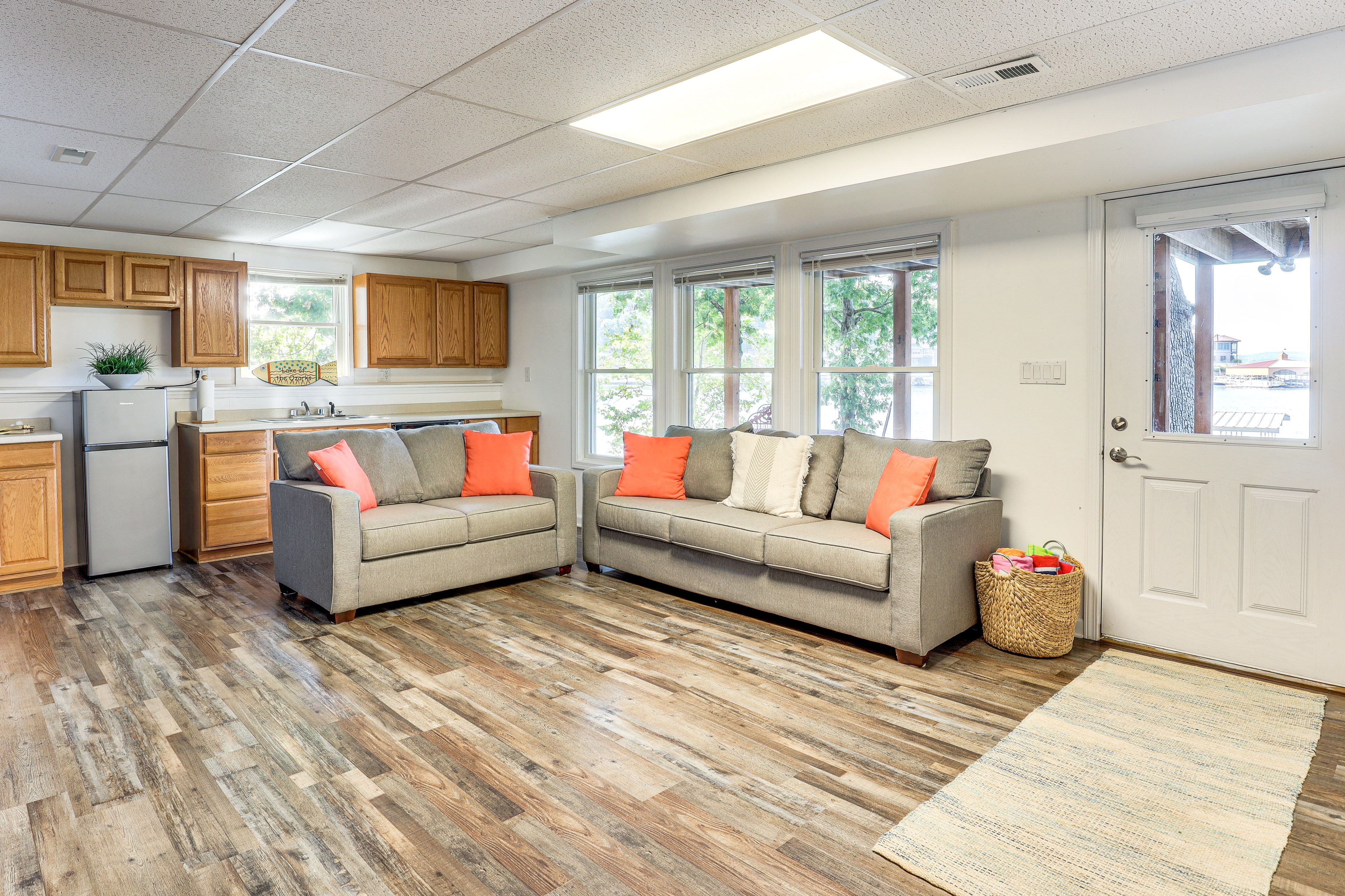 Basement | Kitchenette | Ping-Pong Table | Lower Level