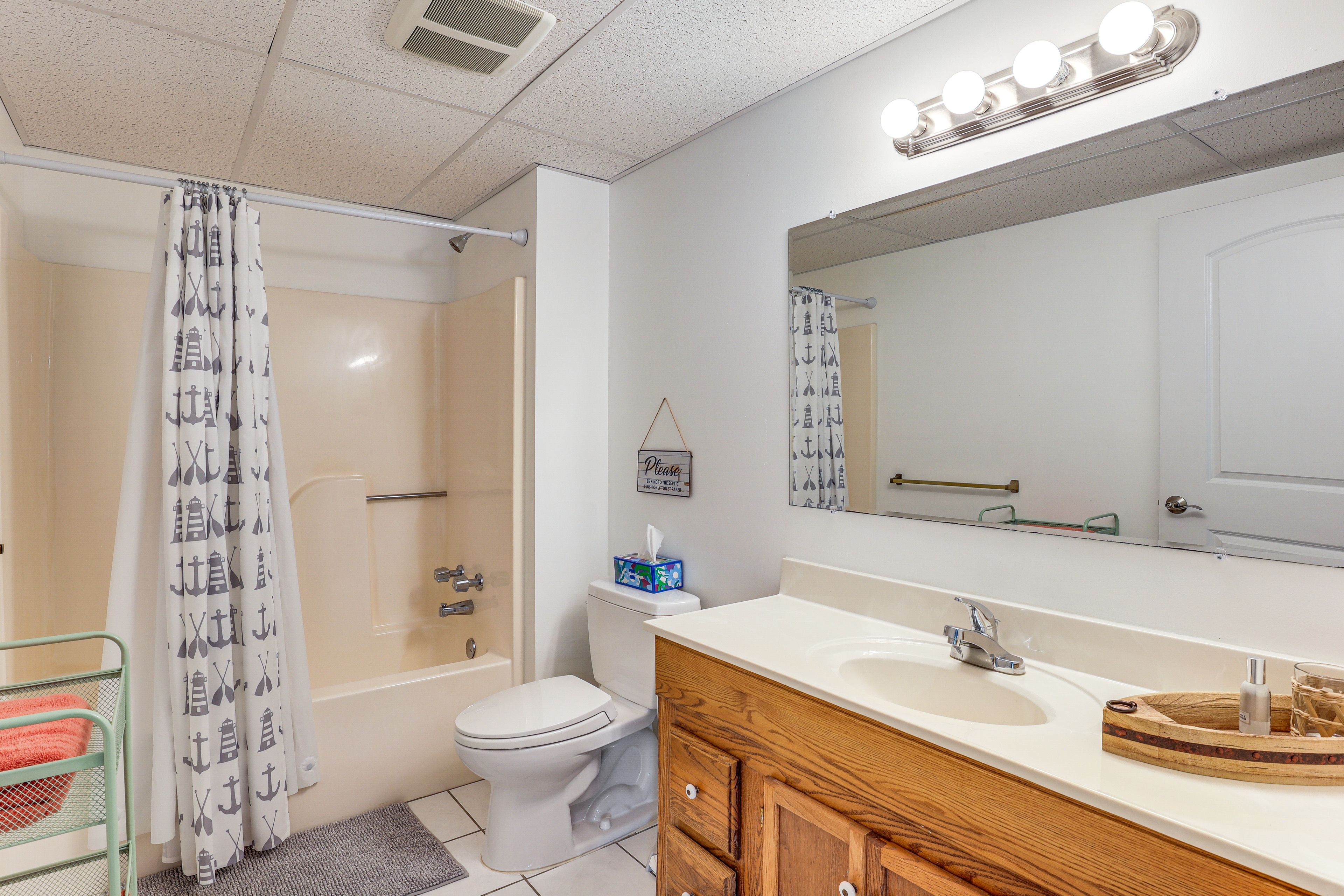 Full Bath | Lower Level