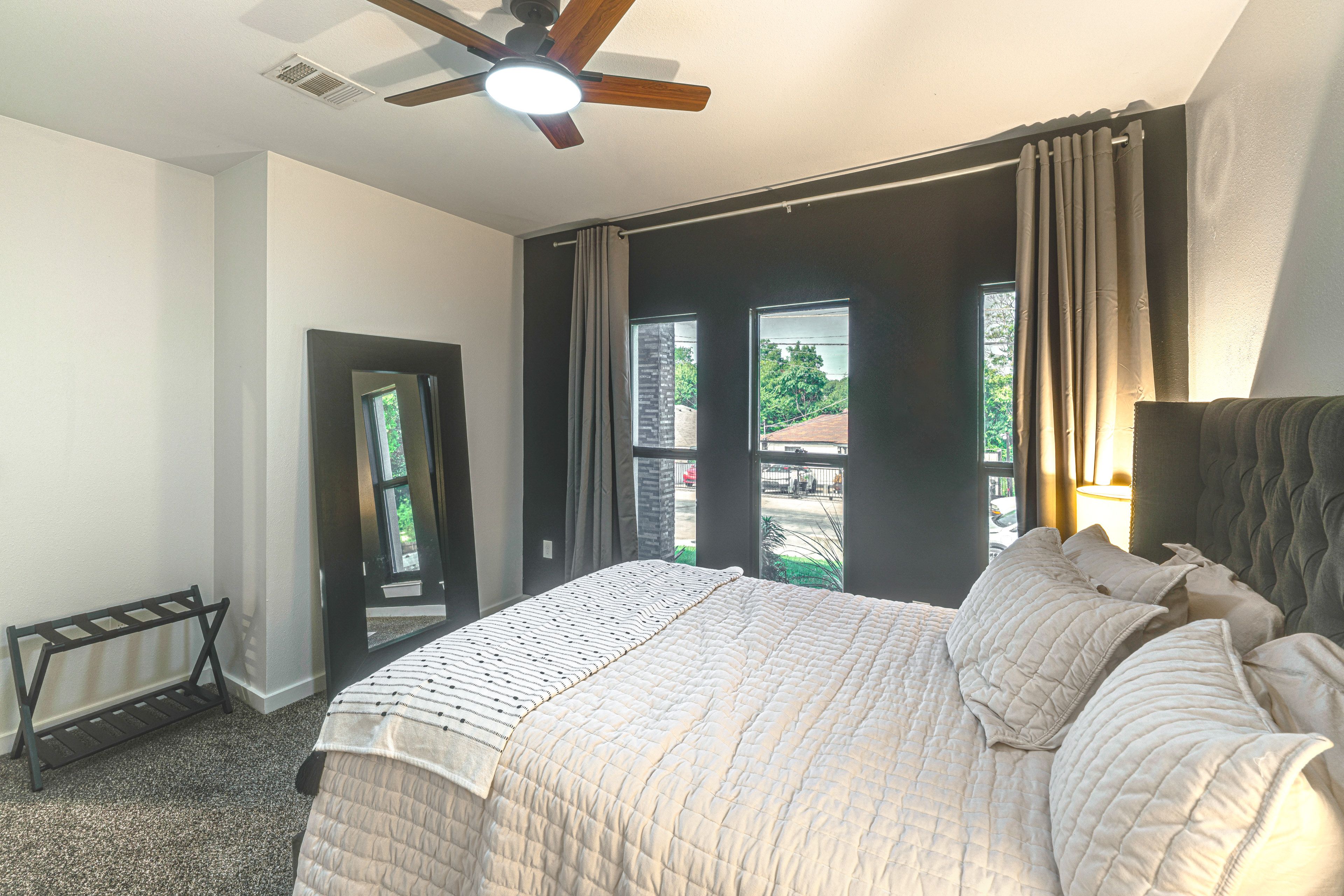Bedroom 2 | Queen Bed | Linens Provided
