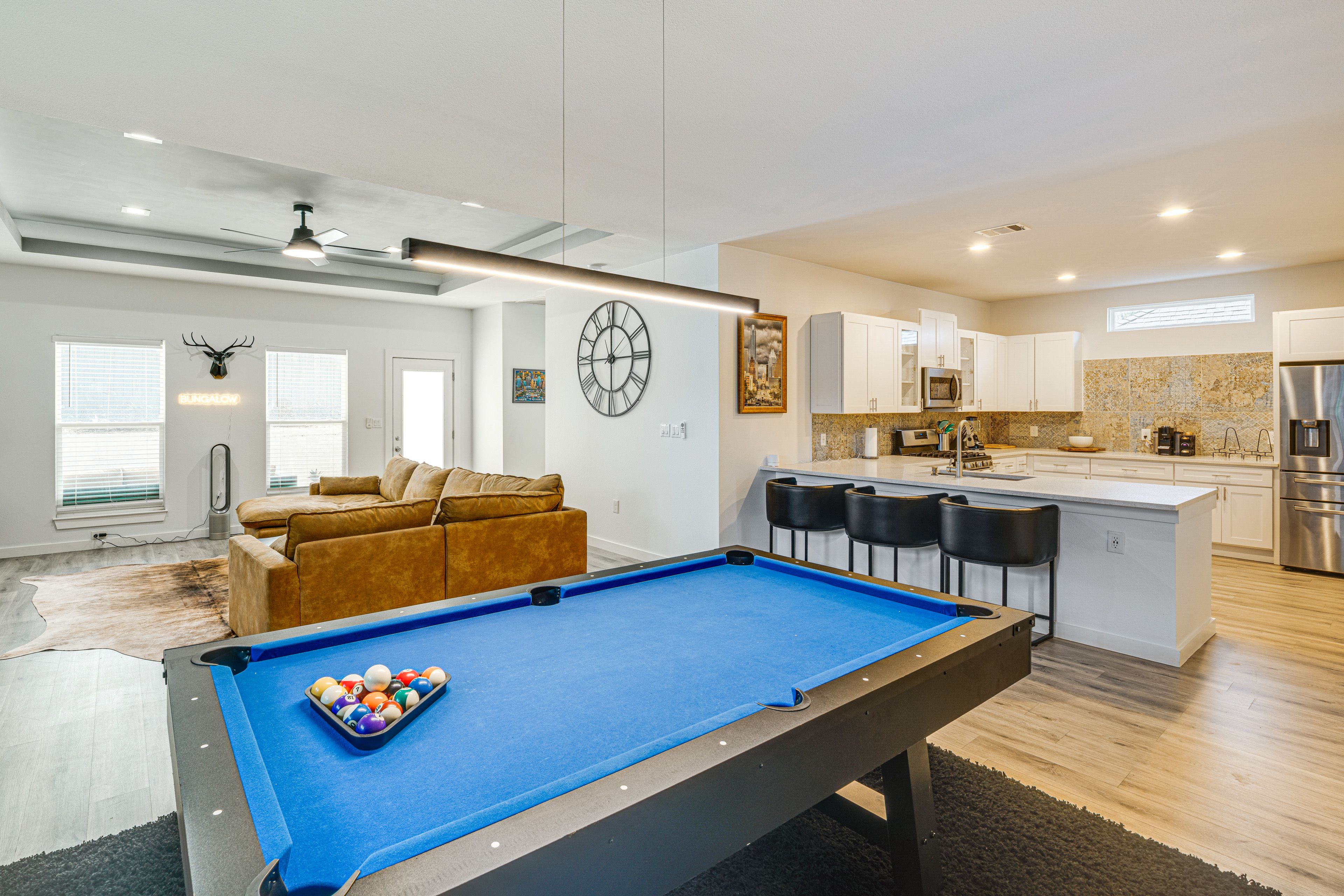 Dallas Vacation Rental | 3BR | 2BA | 1,860 Sq Ft | 6 Steps to Enter