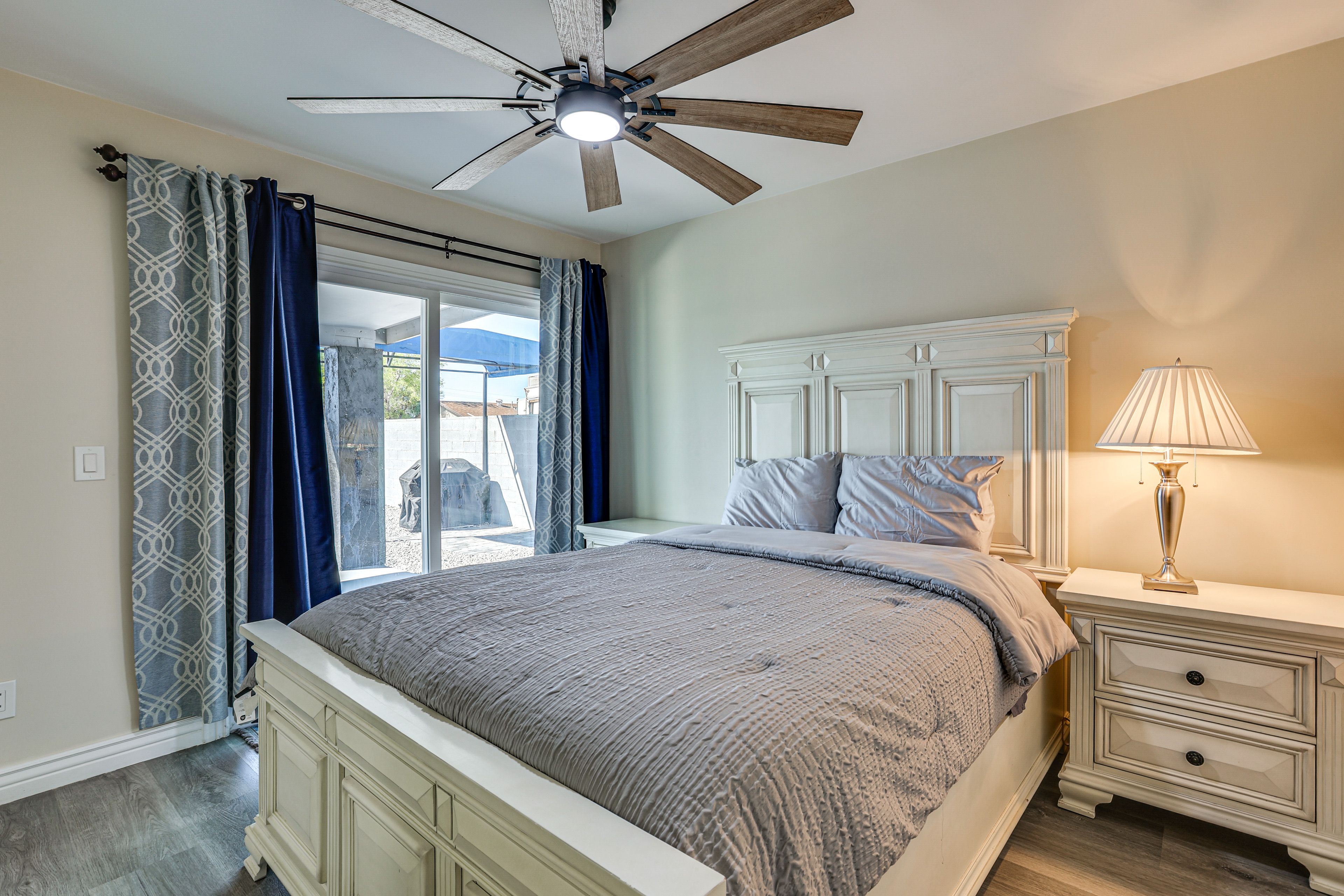Bedroom 4 | Queen Bed