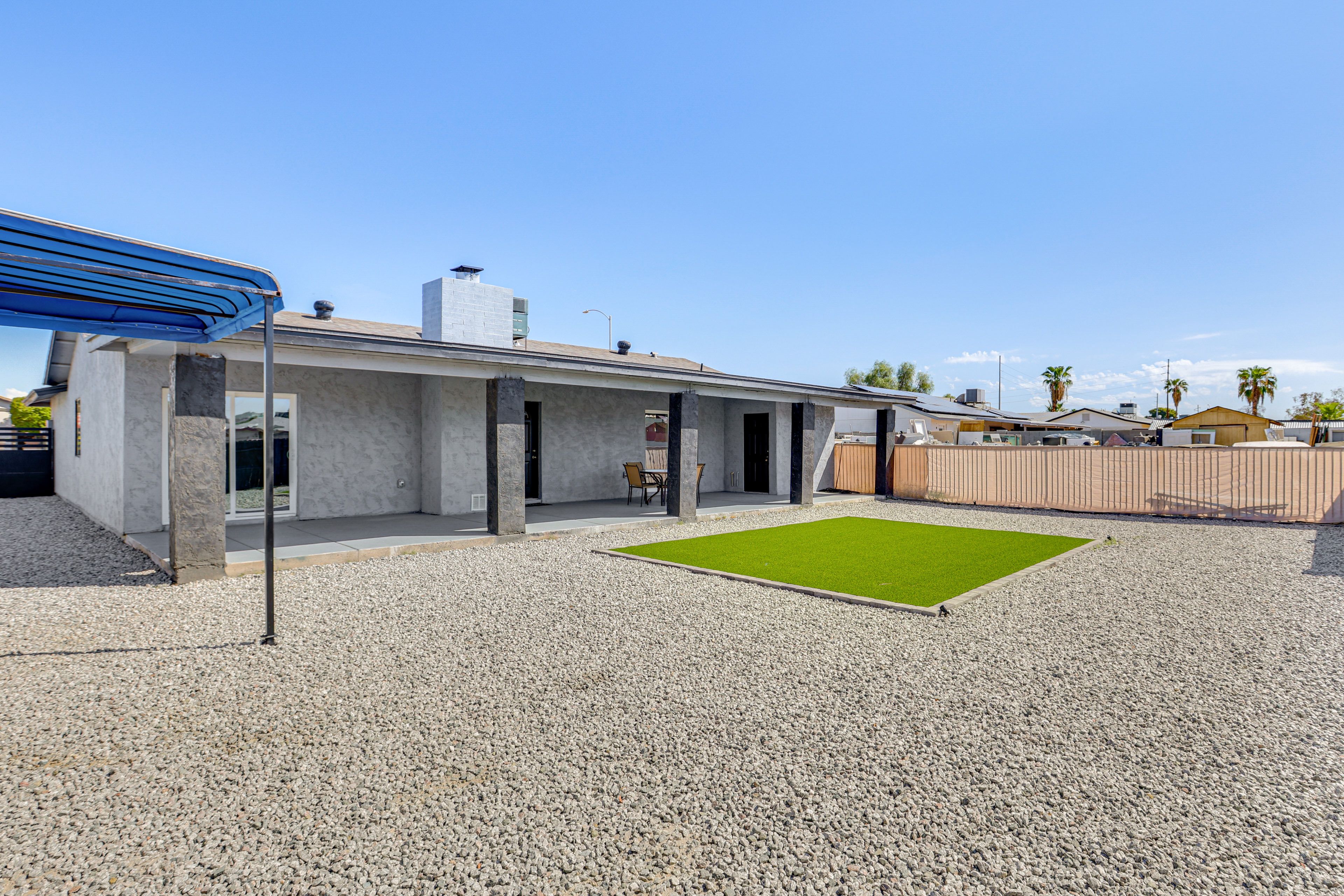 Private Backyard | Gas Grill