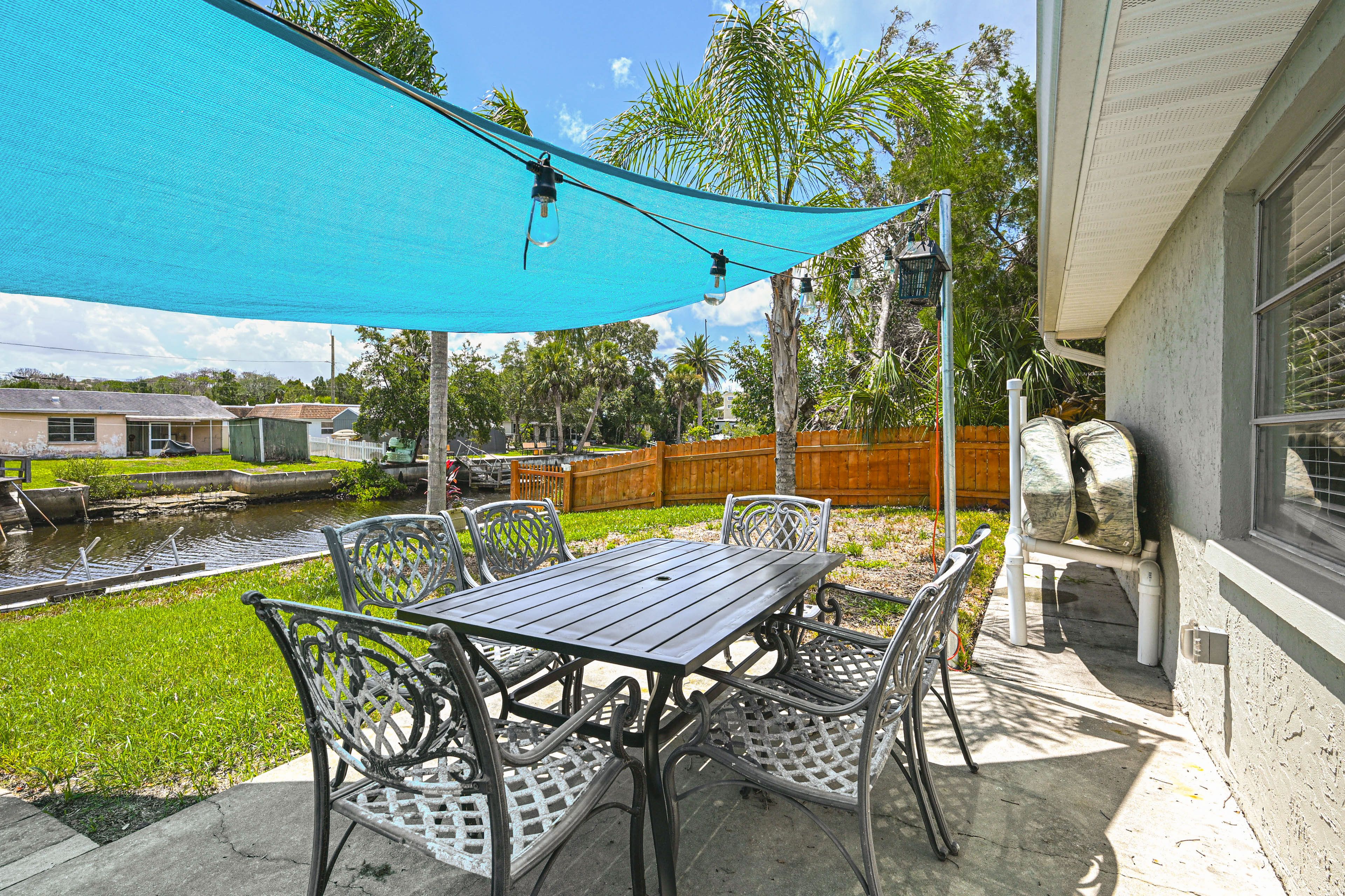 Patio | Outdoor Dining Area