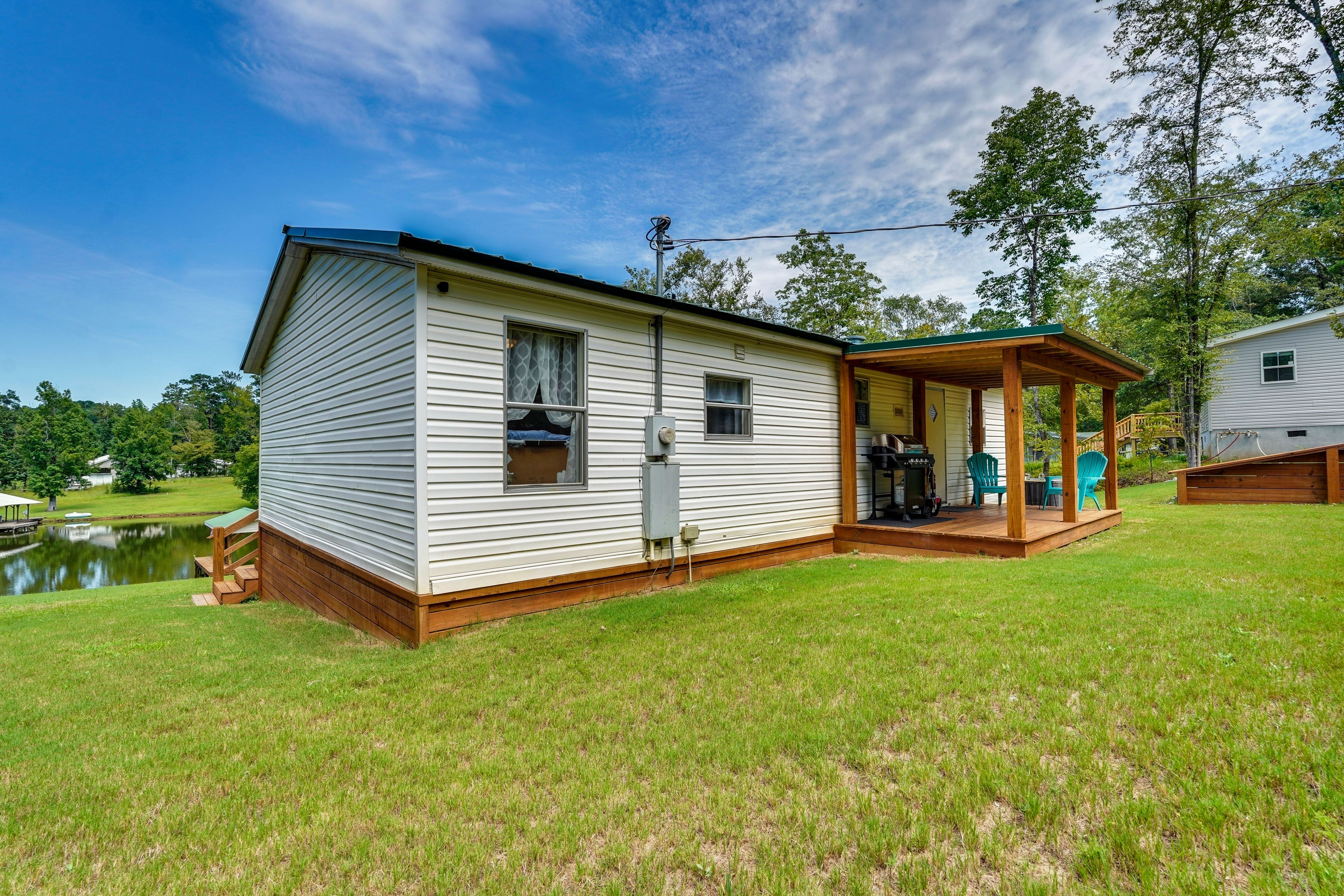 Home Exterior | Deck | Gas Grill