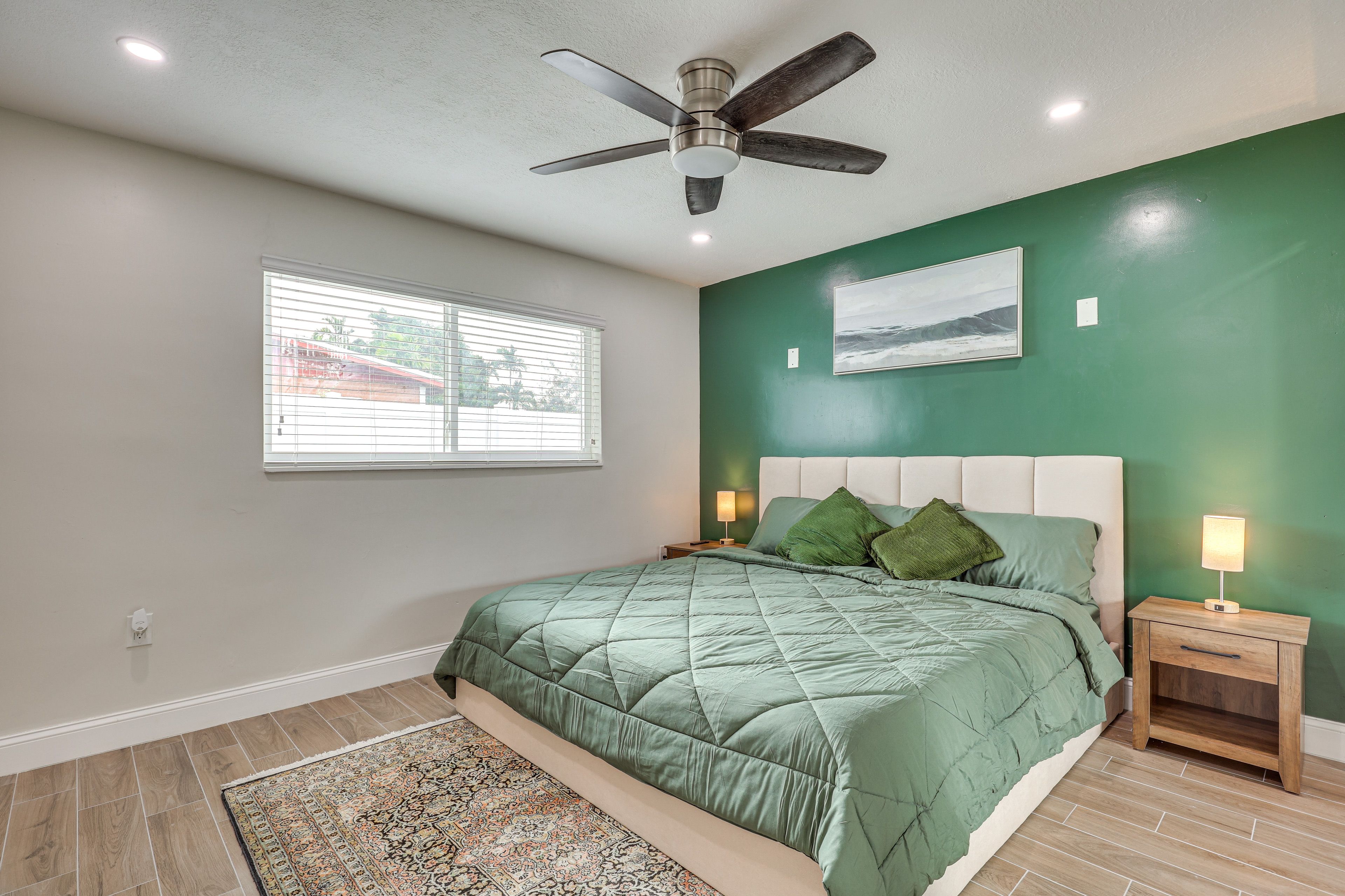 Bedroom 1 | King Bed | Smart TV